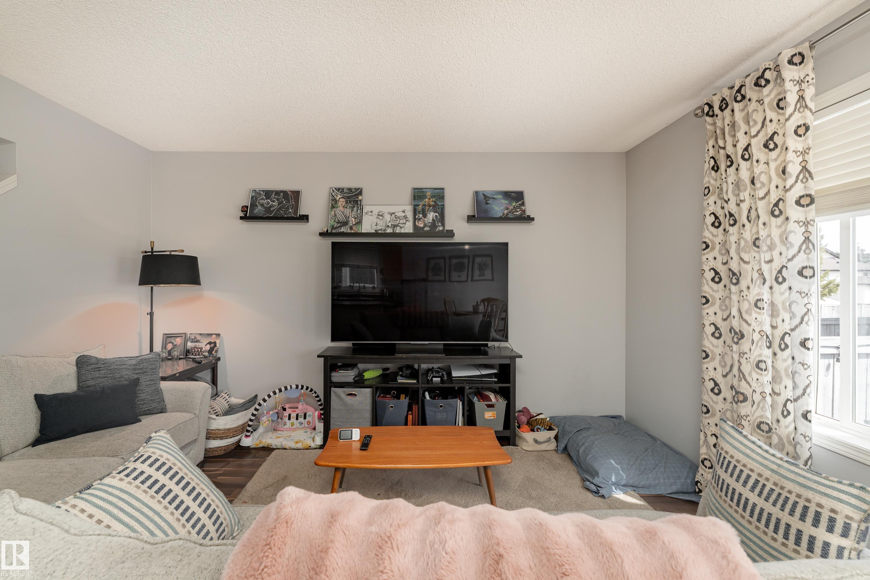 Photo 13 at 2 - 13403 Cumberland Road NW, Hudson, Edmonton