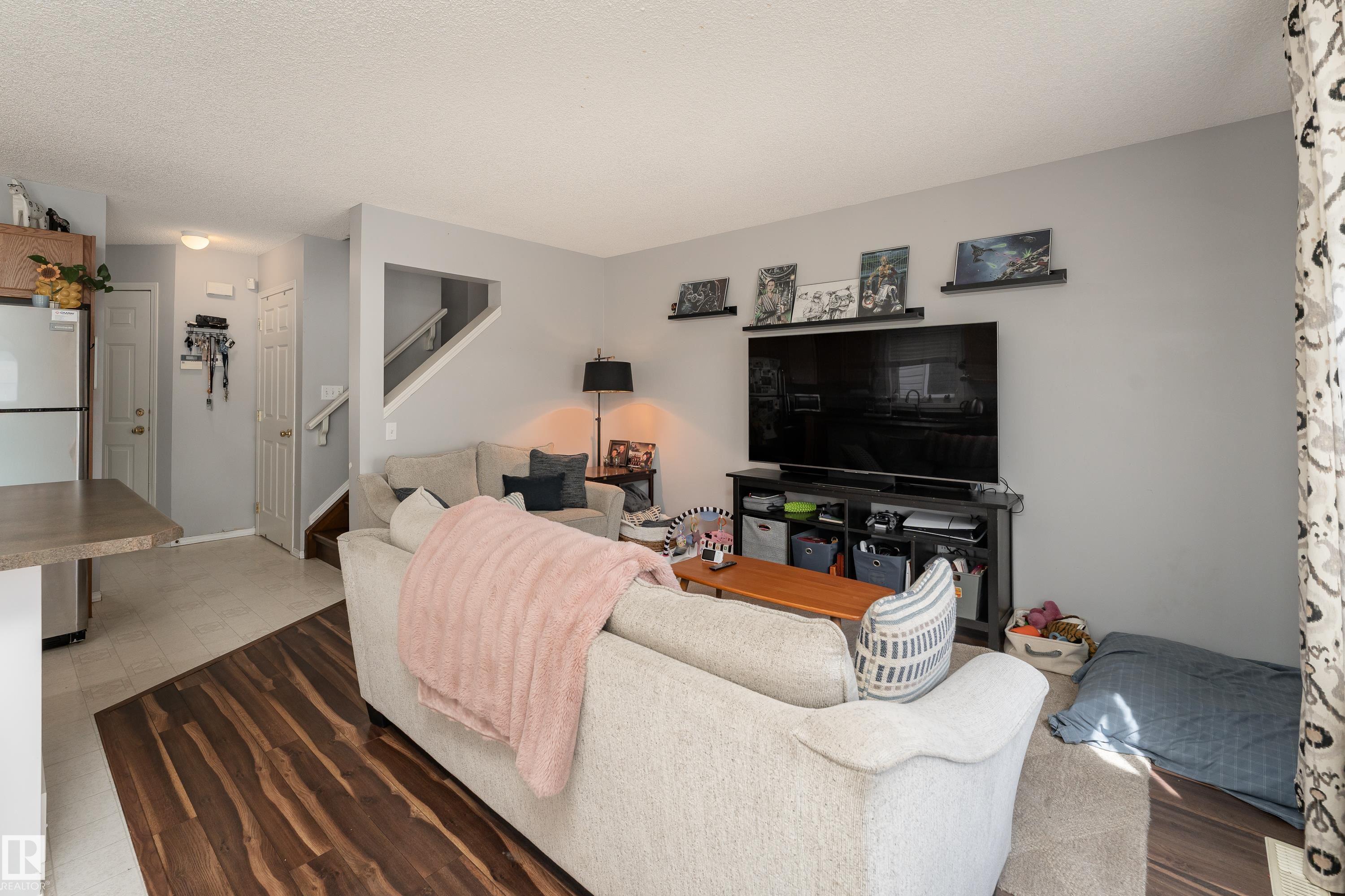 Photo 14 at 2 - 13403 Cumberland Road NW, Hudson, Edmonton