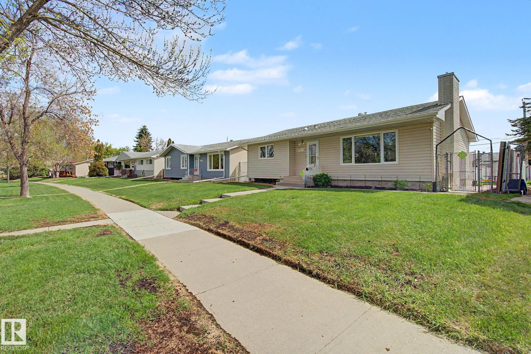 16727 80 Avenue NW, Elmwood, Edmonton