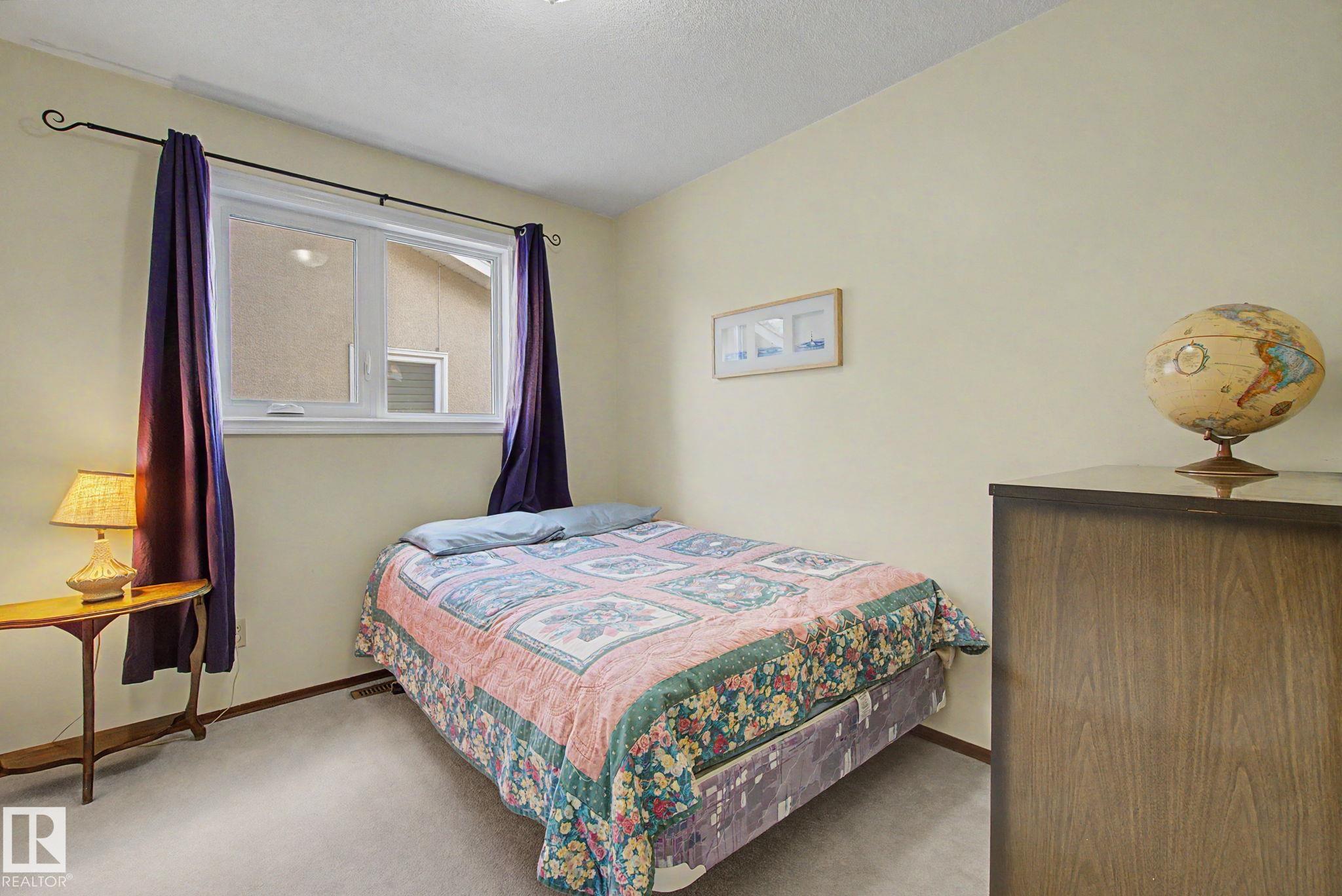 Photo 22 at 16727 80 Avenue NW, Elmwood, Edmonton