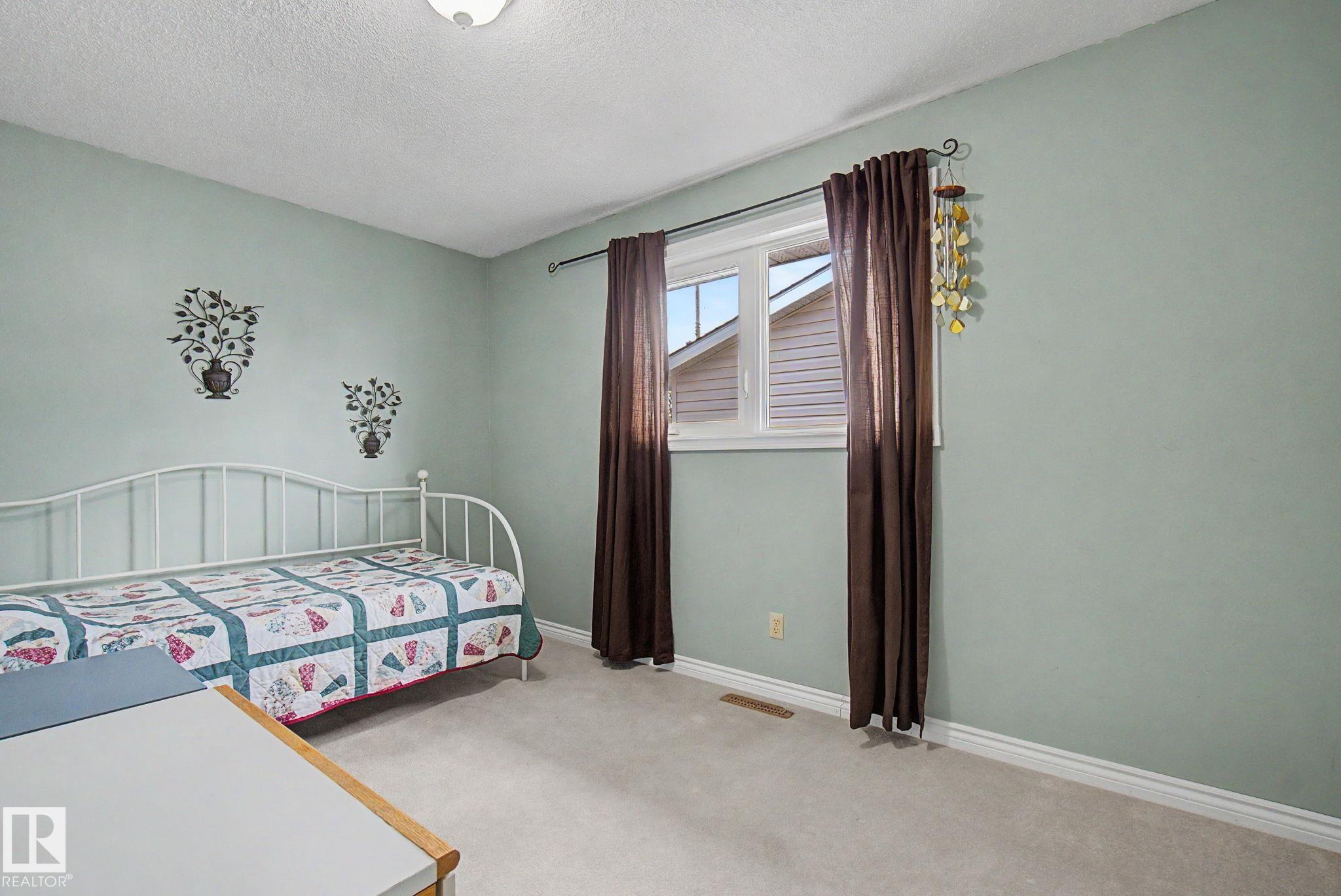 Photo 25 at 16727 80 Avenue NW, Elmwood, Edmonton
