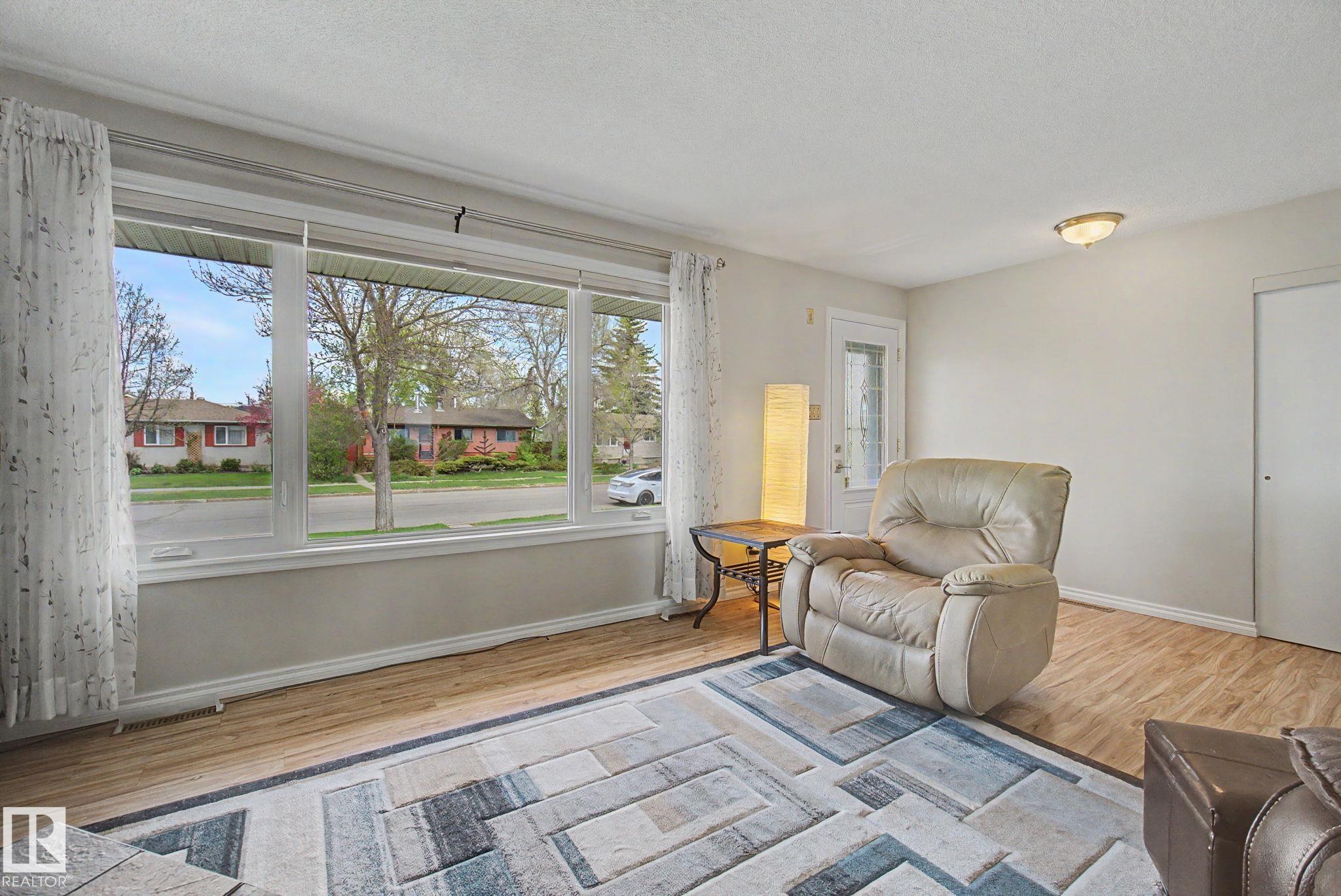16727 80 Avenue NW, Elmwood, Edmonton