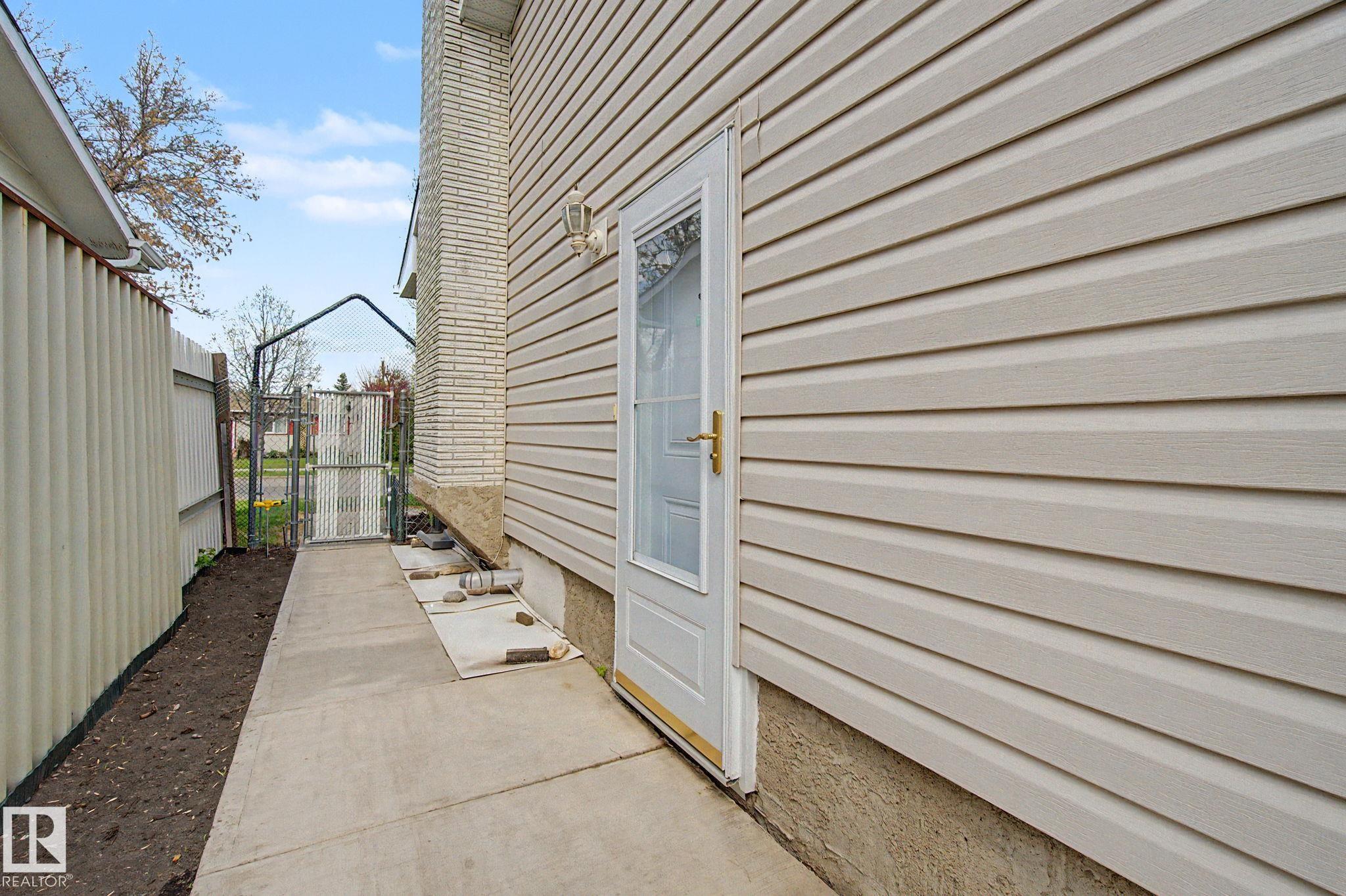 Photo 47 at 16727 80 Avenue NW, Elmwood, Edmonton