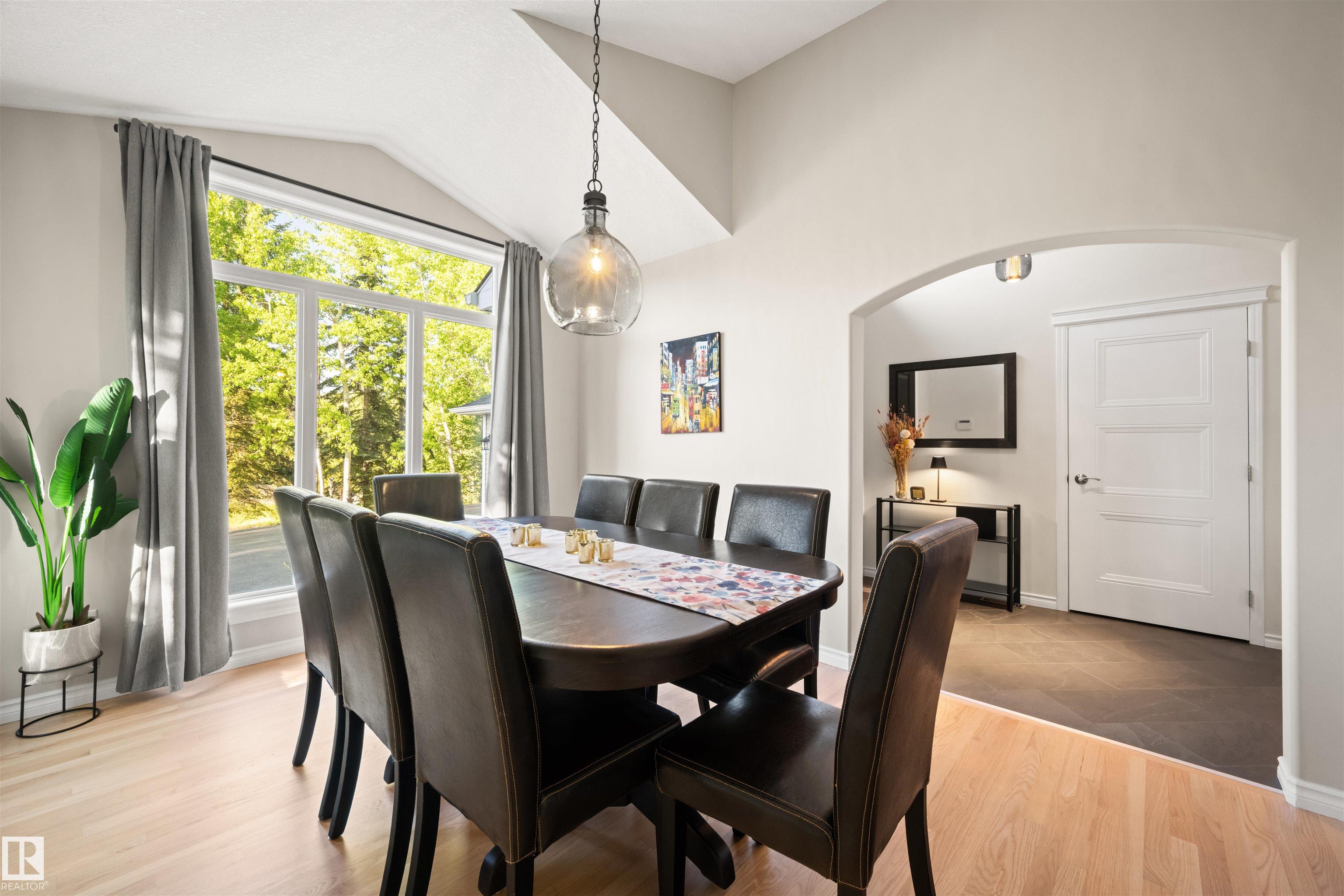 Photo 8 at 19 - 51317 Hghway 60, Spanish Oaks, Rural Parkland County