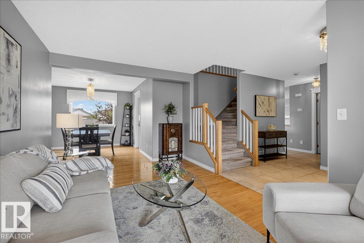 Photo 8 at 1358 118a Street NW, Twin Brooks, Edmonton