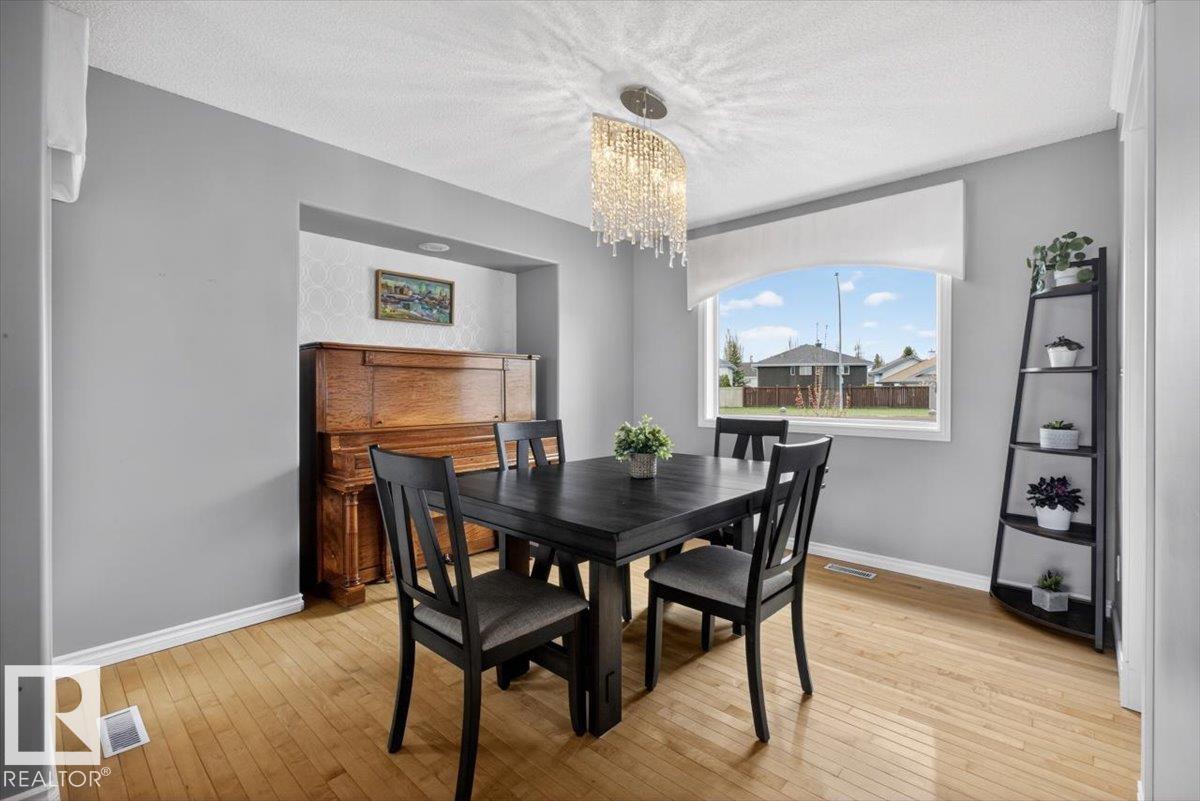 Photo 9 at 1358 118a Street NW, Twin Brooks, Edmonton