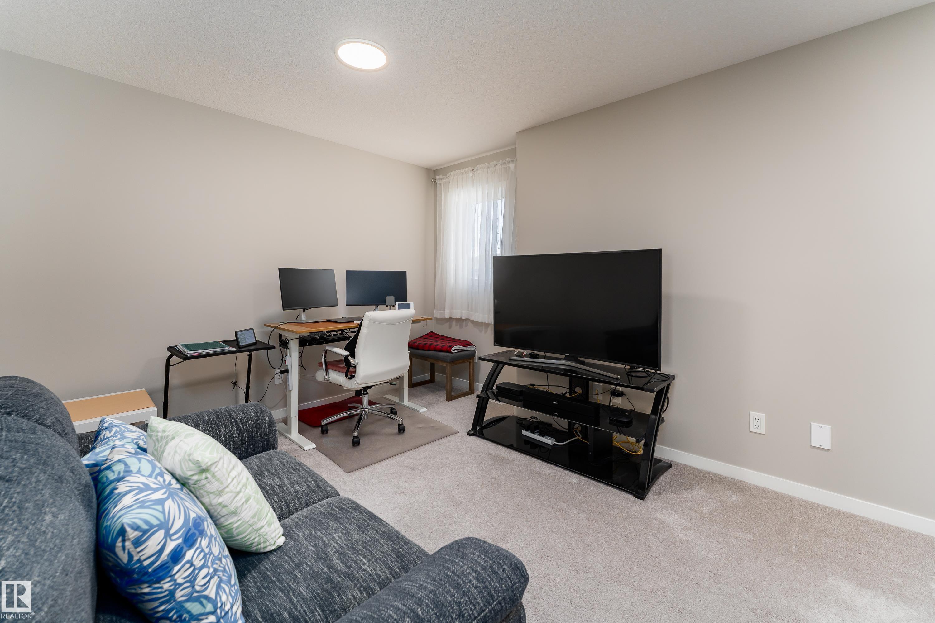 Photo 17 at 2520 152 Avenue NW, Fraser, Edmonton