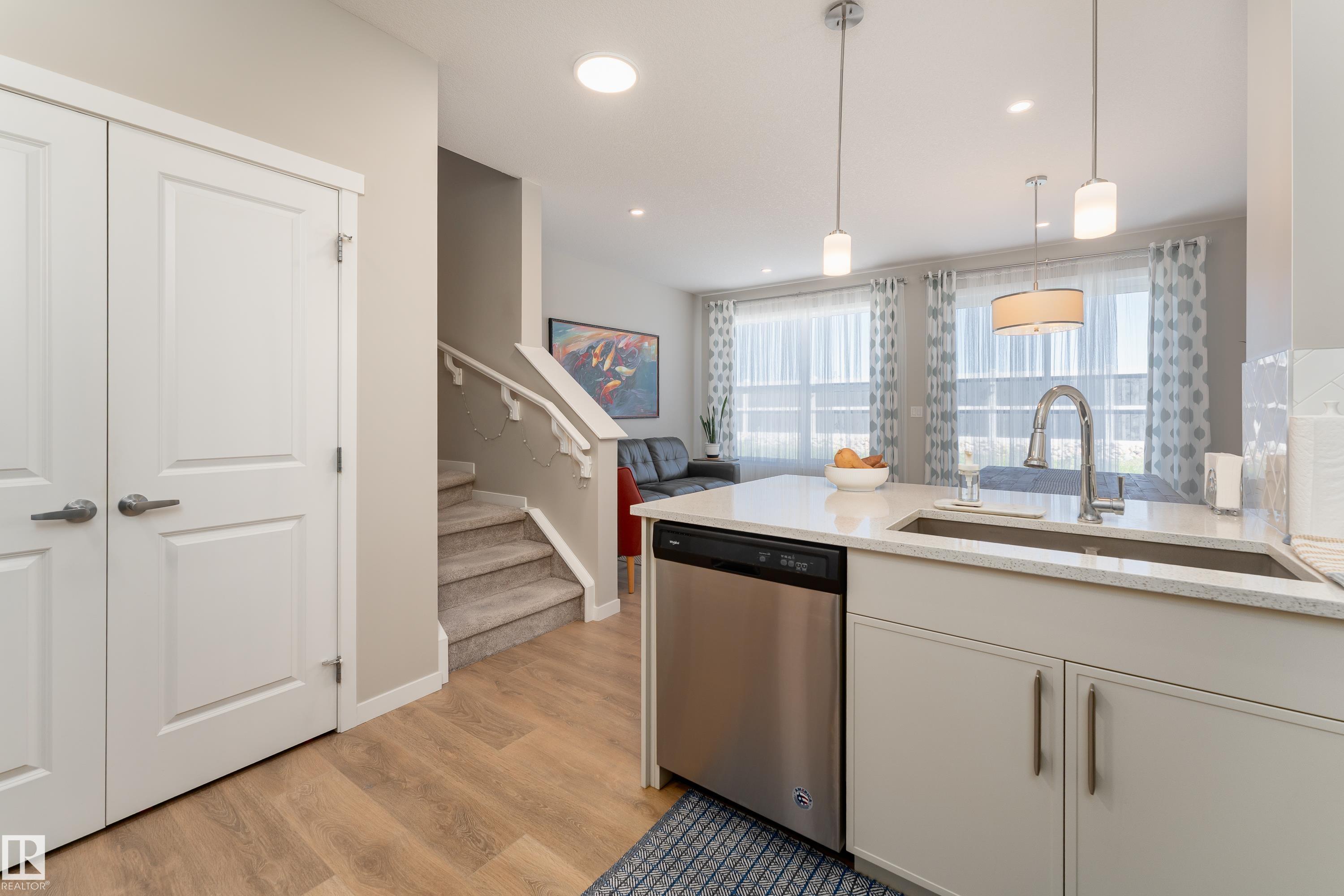 2520 152 Avenue NW, Fraser, Edmonton