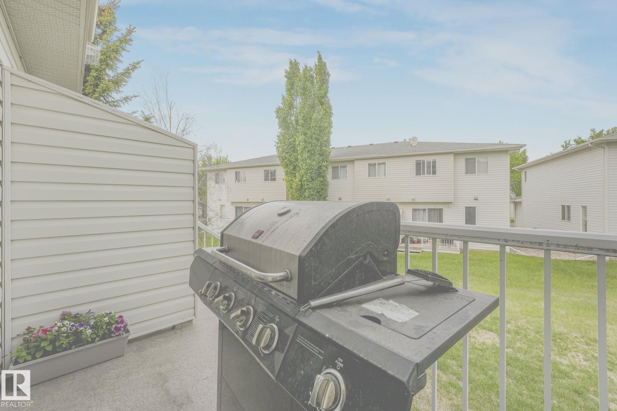 Photo 26 at 56 - 451 Hyndman Crescent NW, Canon Ridge, Edmonton