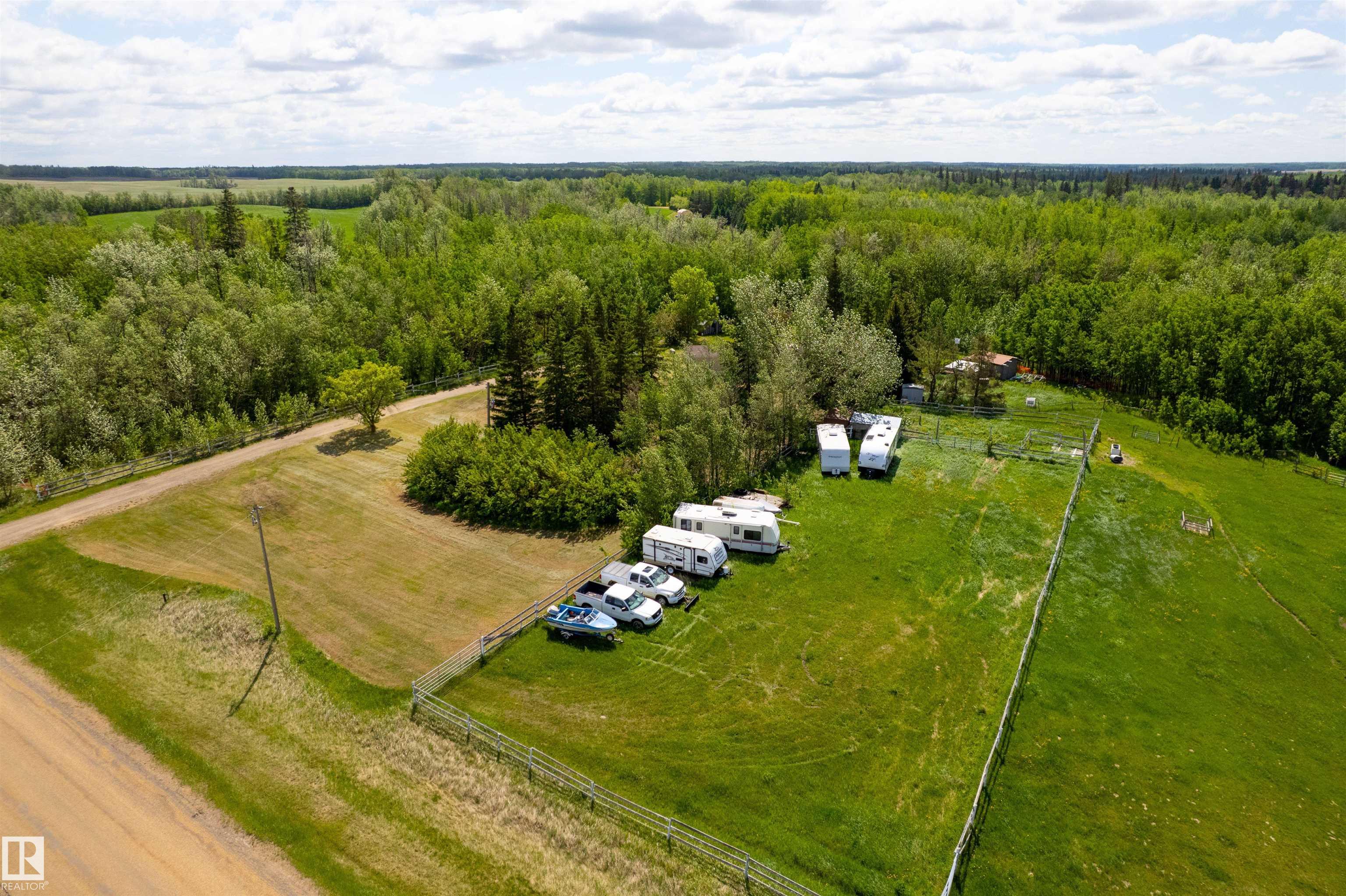 Photo 7 at 20519 Twp Road 550, None, Rural Strathcona County