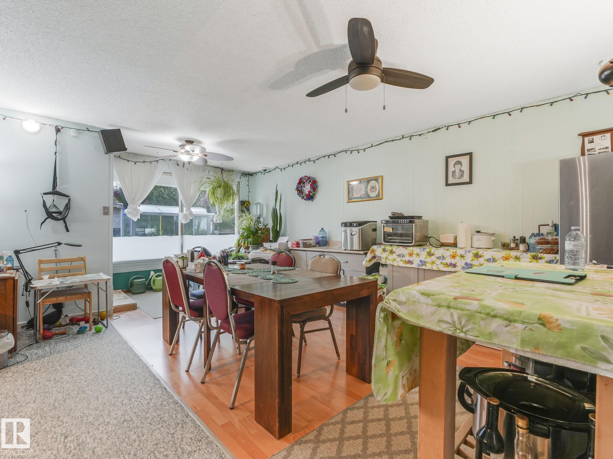 Photo 11 at 11702 129 Avenue NW, Calder, Edmonton