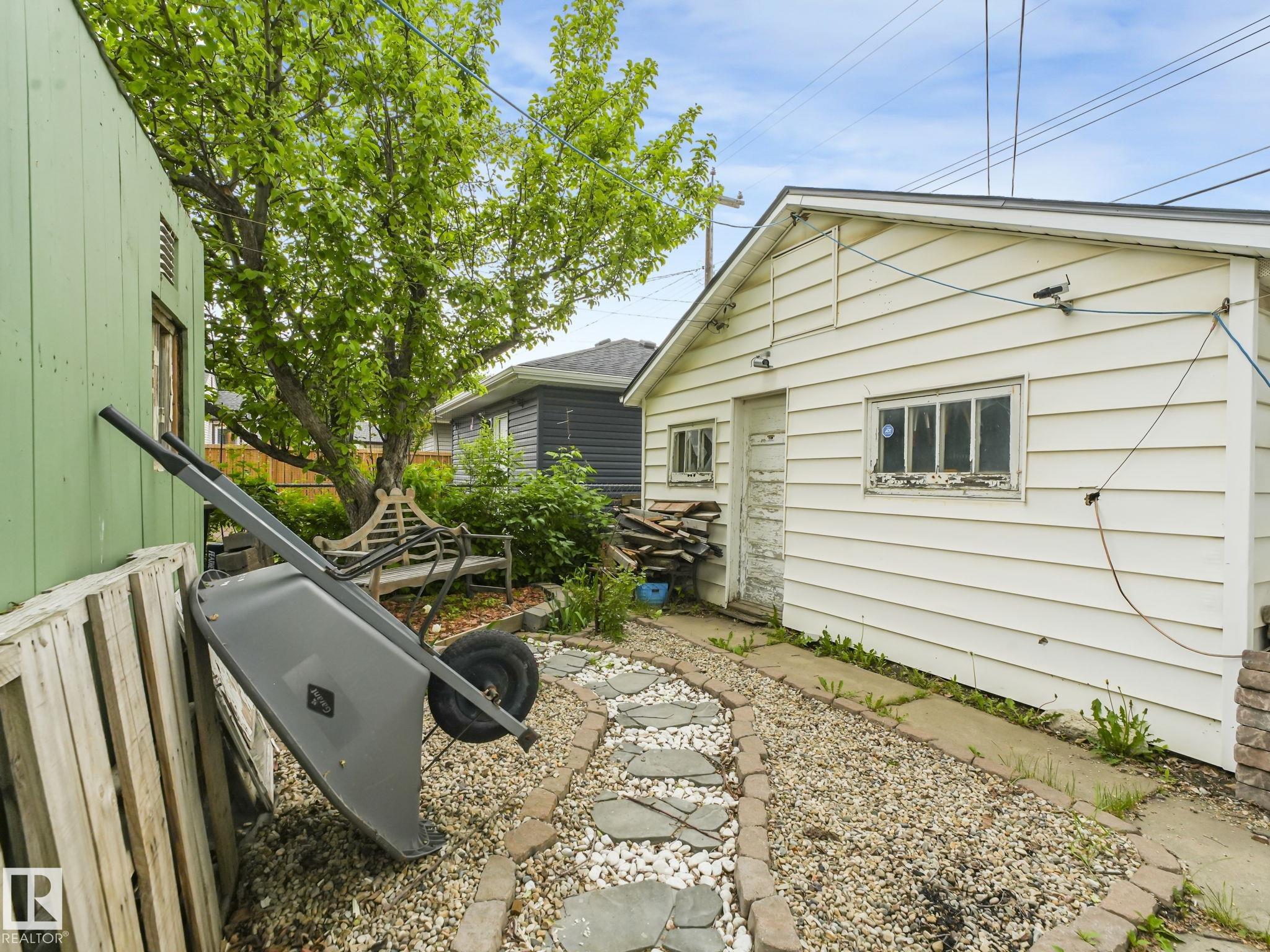 Photo 29 at 11702 129 Avenue NW, Calder, Edmonton