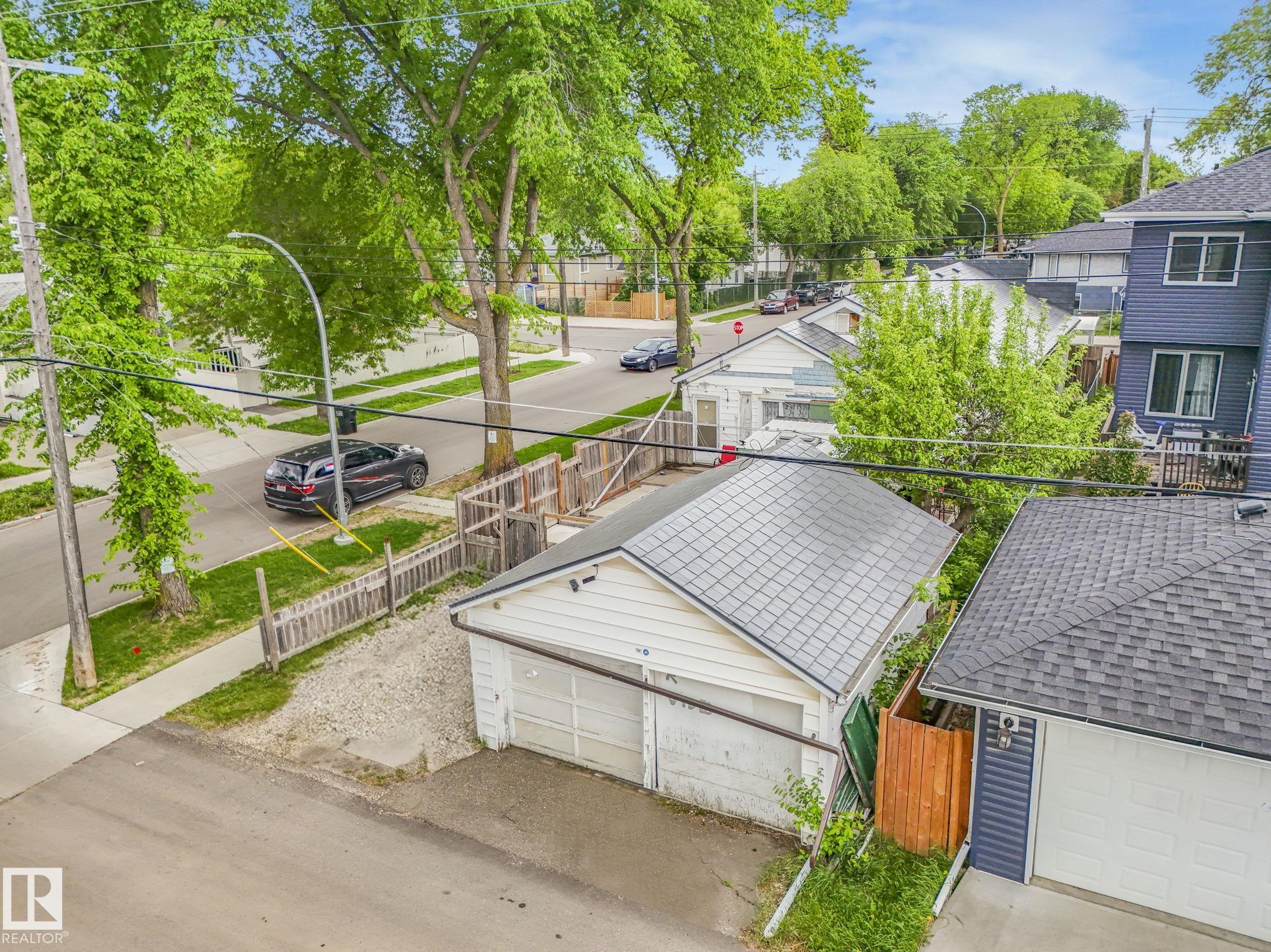 Photo 33 at 11702 129 Avenue NW, Calder, Edmonton