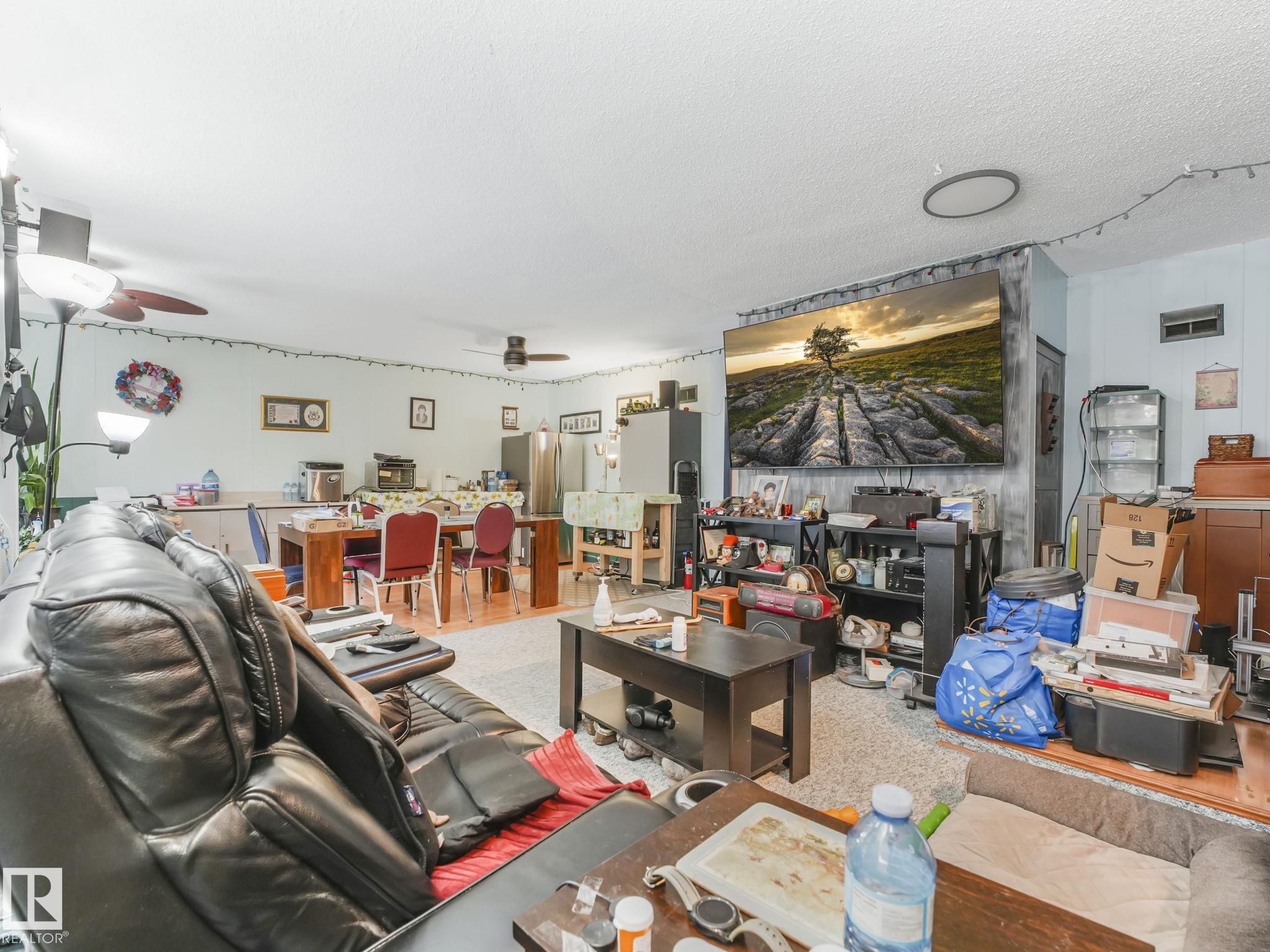Photo 9 at 11702 129 Avenue NW, Calder, Edmonton