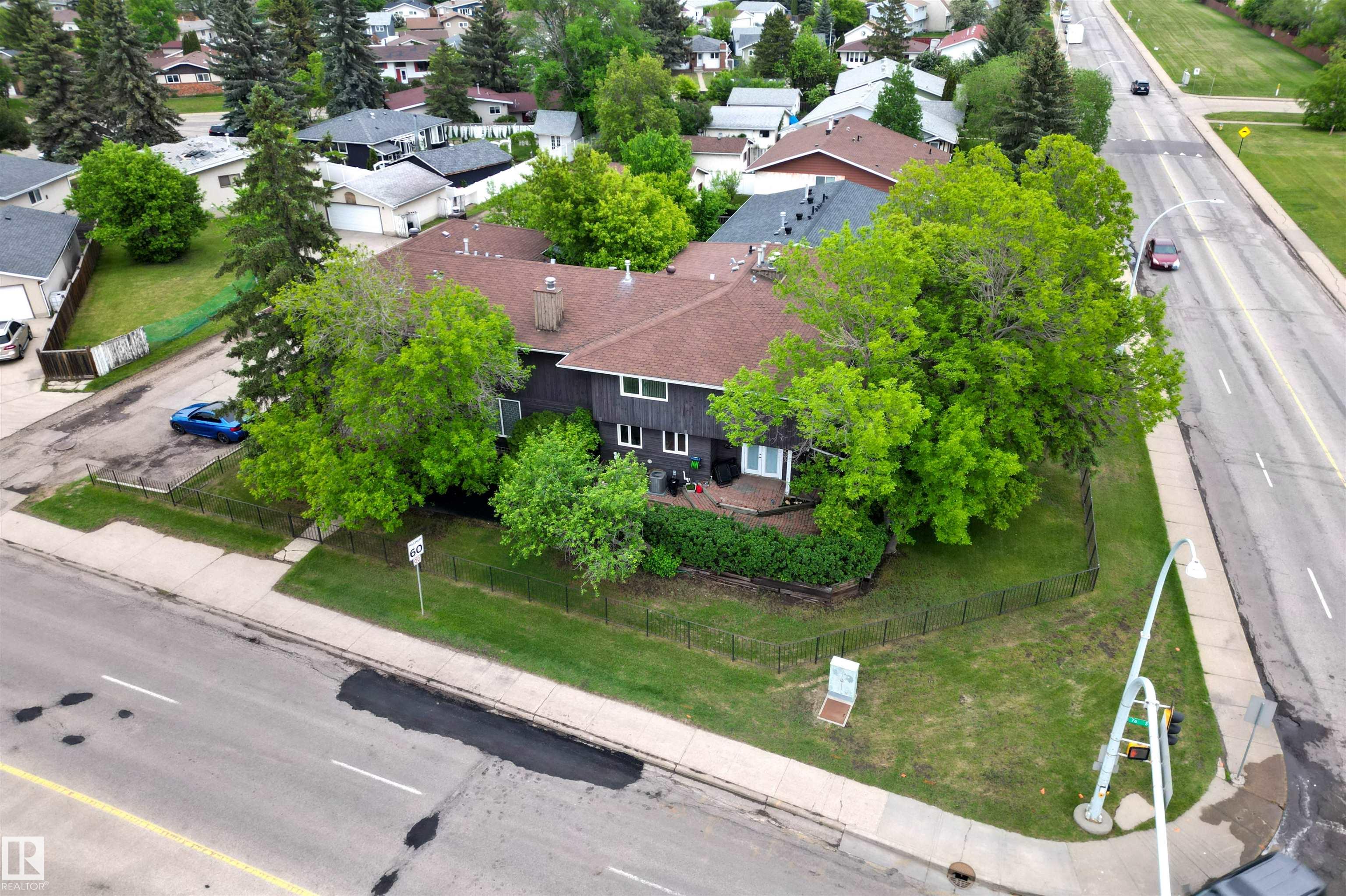 Photo 25 at 1 - 4275 76 Street NW, Michaels Park, Edmonton