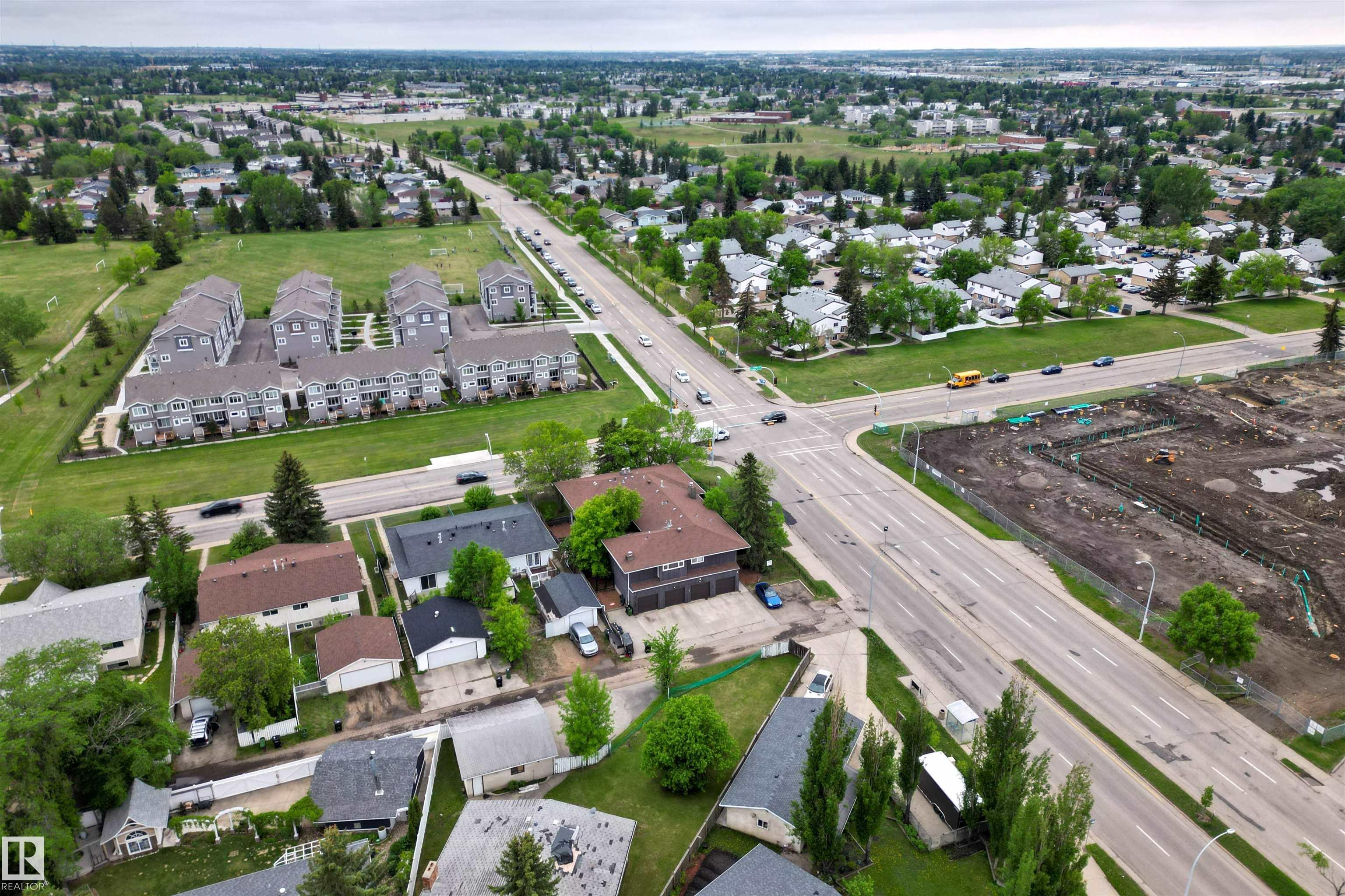 Photo 29 at 1 - 4275 76 Street NW, Michaels Park, Edmonton