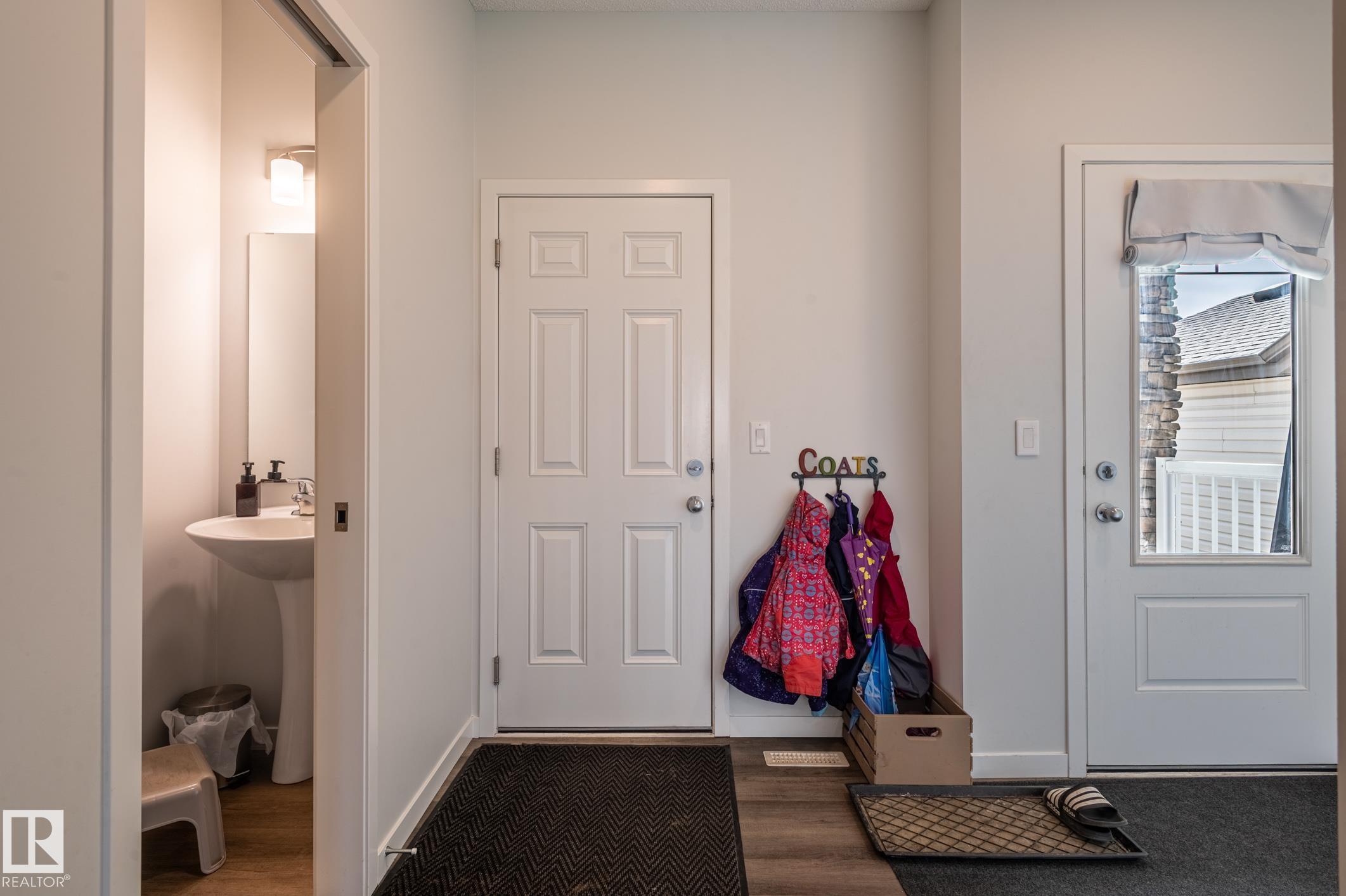 17562 63a Street NW, McConachie Area, Edmonton