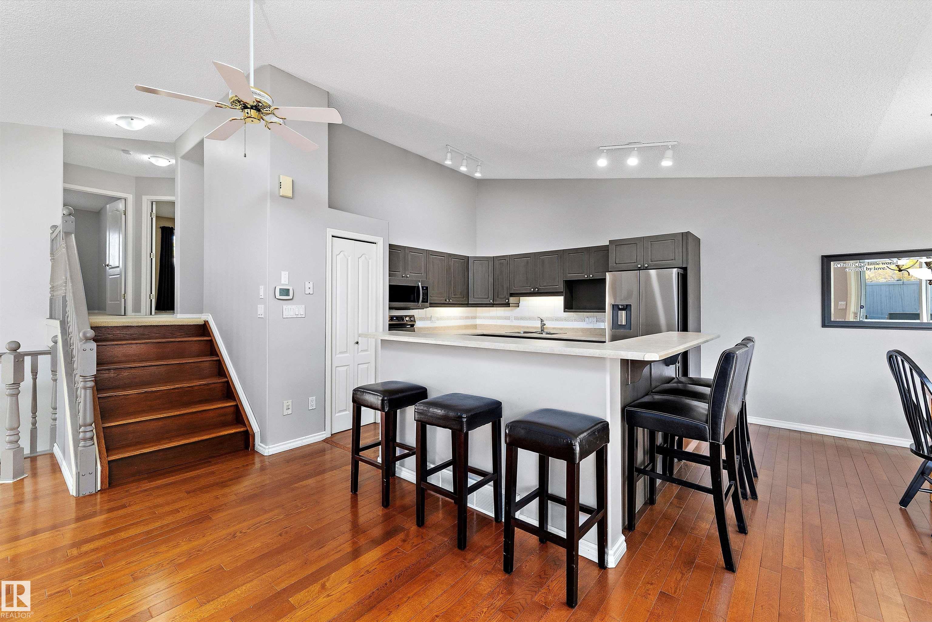 Photo 12 at 123 - 215 Blackburn Drive SW, Blackburne, Edmonton