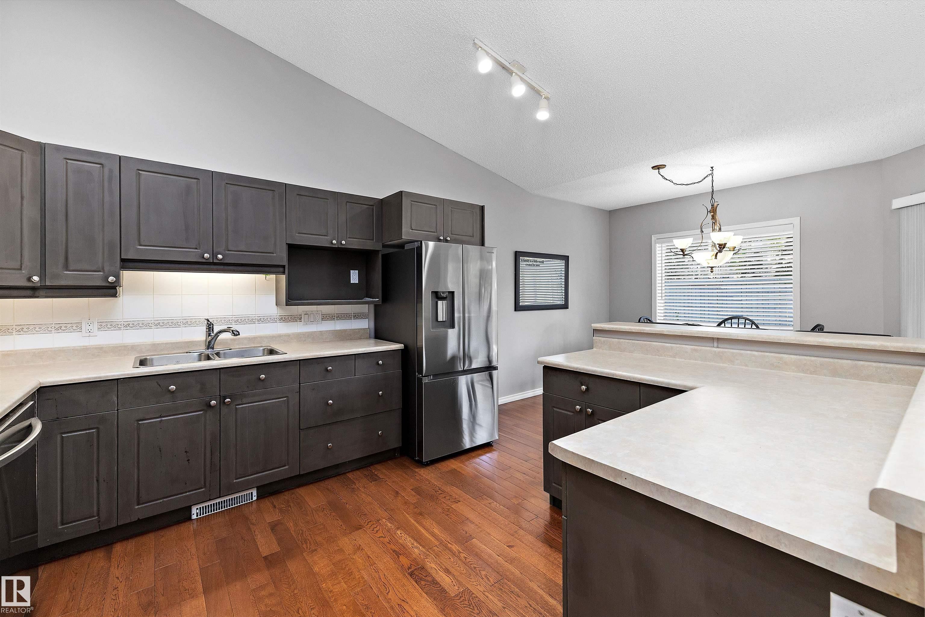 Photo 14 at 123 - 215 Blackburn Drive SW, Blackburne, Edmonton