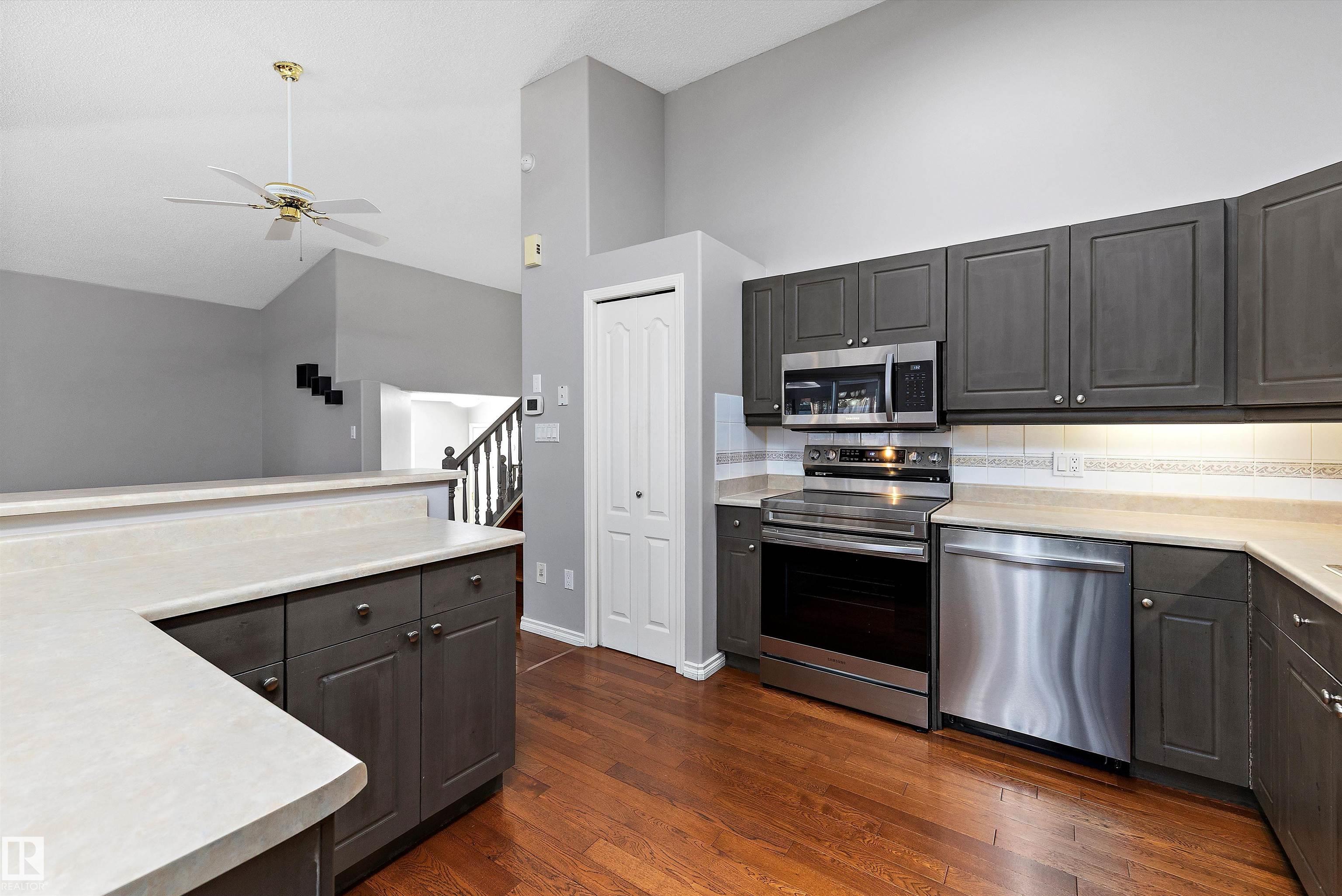 Photo 16 at 123 - 215 Blackburn Drive SW, Blackburne, Edmonton
