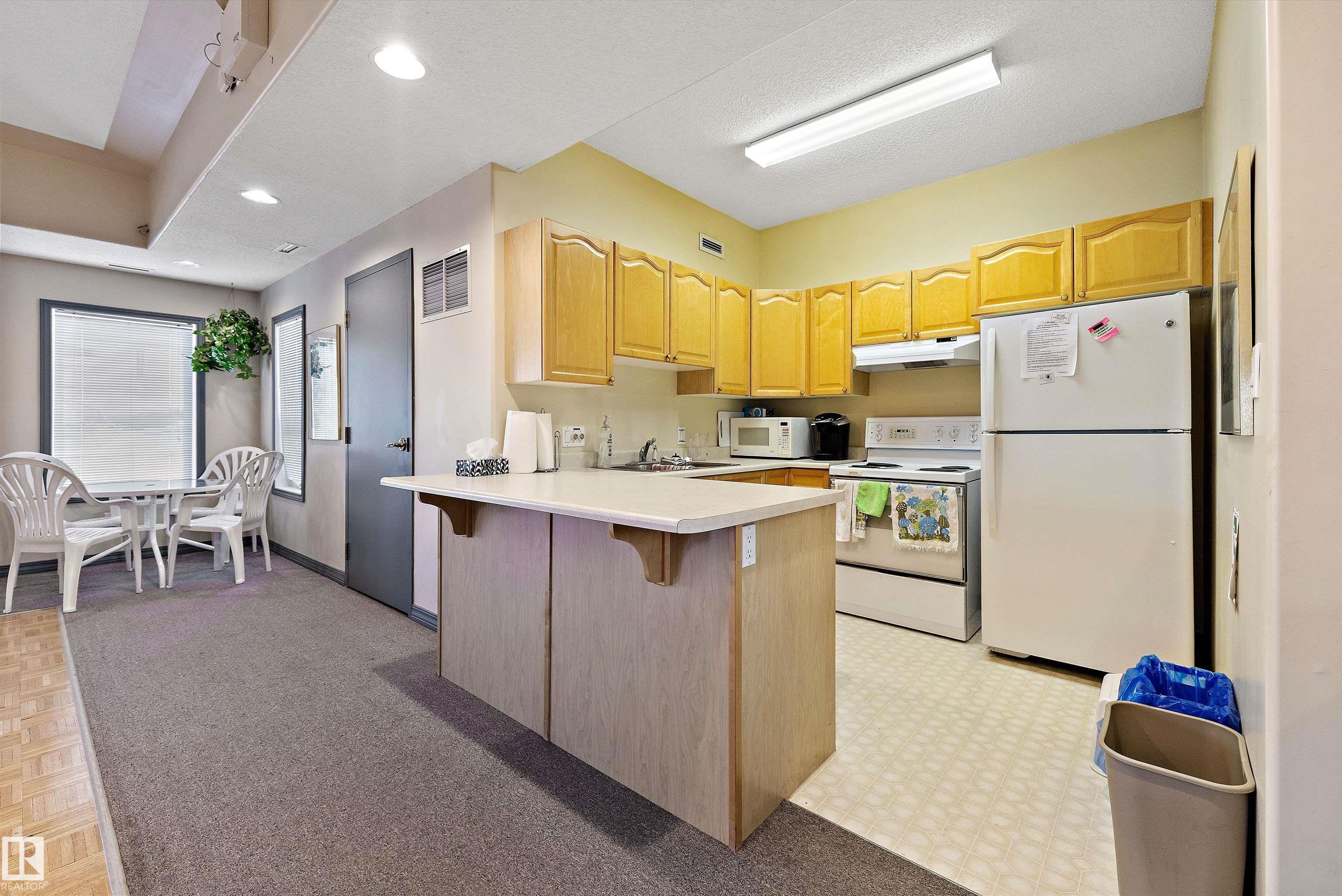 Photo 44 at 123 - 215 Blackburn Drive SW, Blackburne, Edmonton