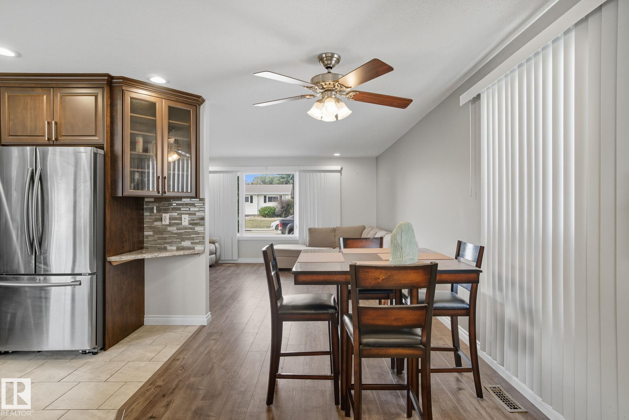 Photo 14 at 14239 53 Street NW, York, Edmonton