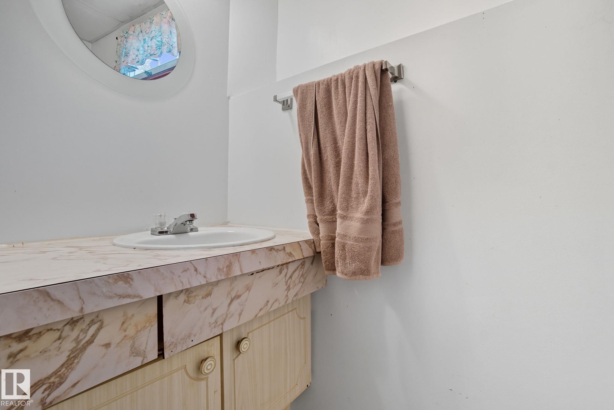 Photo 34 at 14239 53 Street NW, York, Edmonton