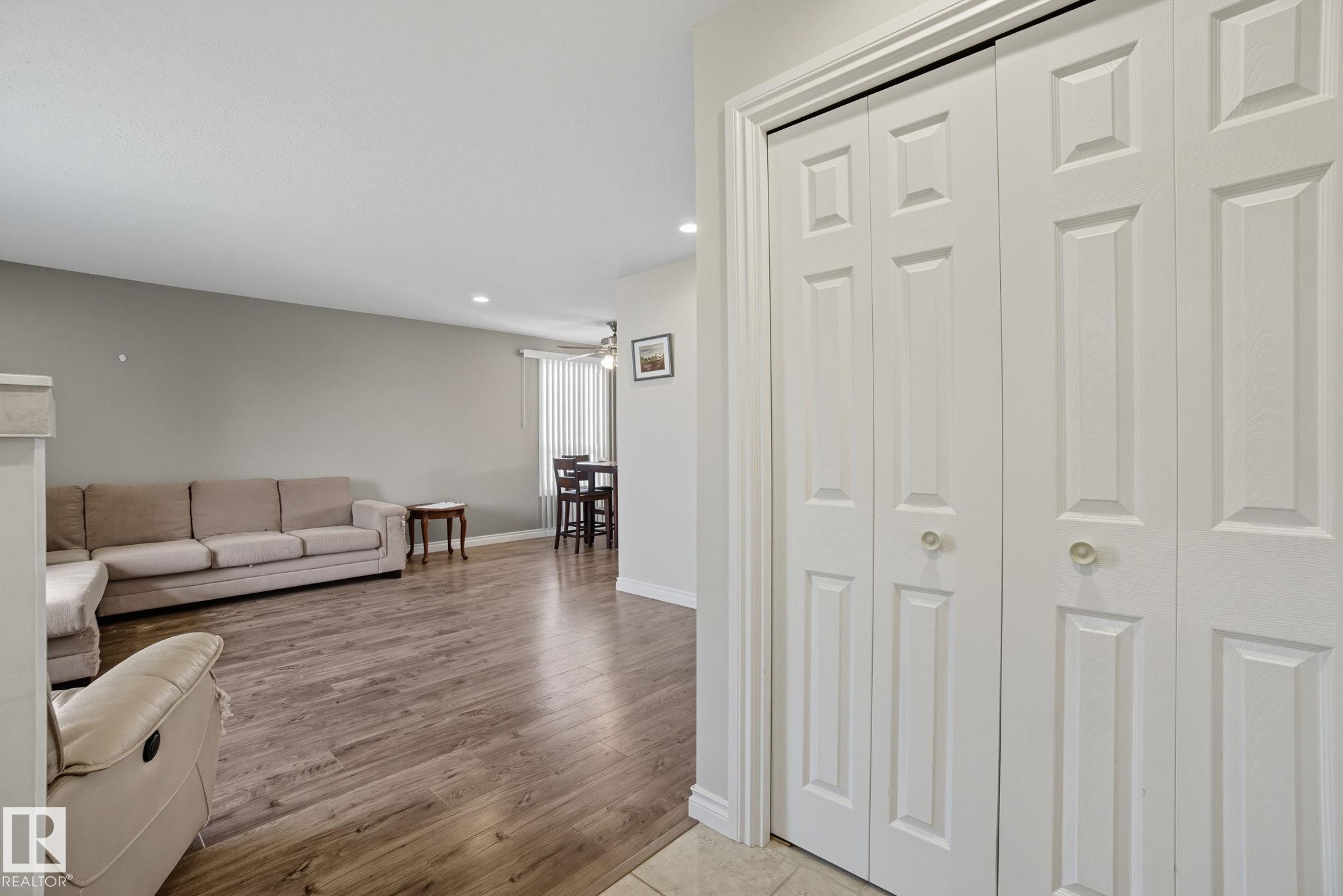 Photo 7 at 14239 53 Street NW, York, Edmonton