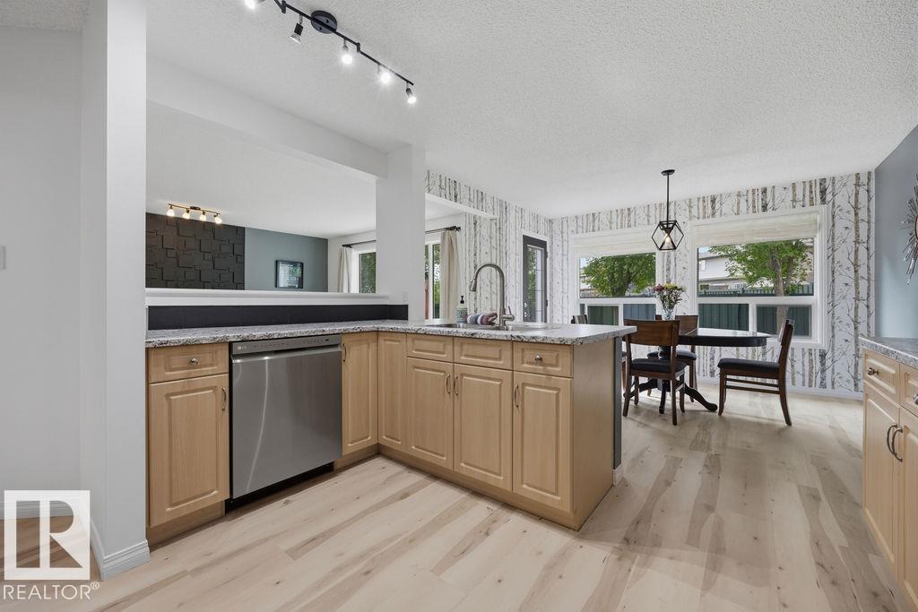 Photo 21 at 1892 Robertson Crescent SW, Rutherford, Edmonton