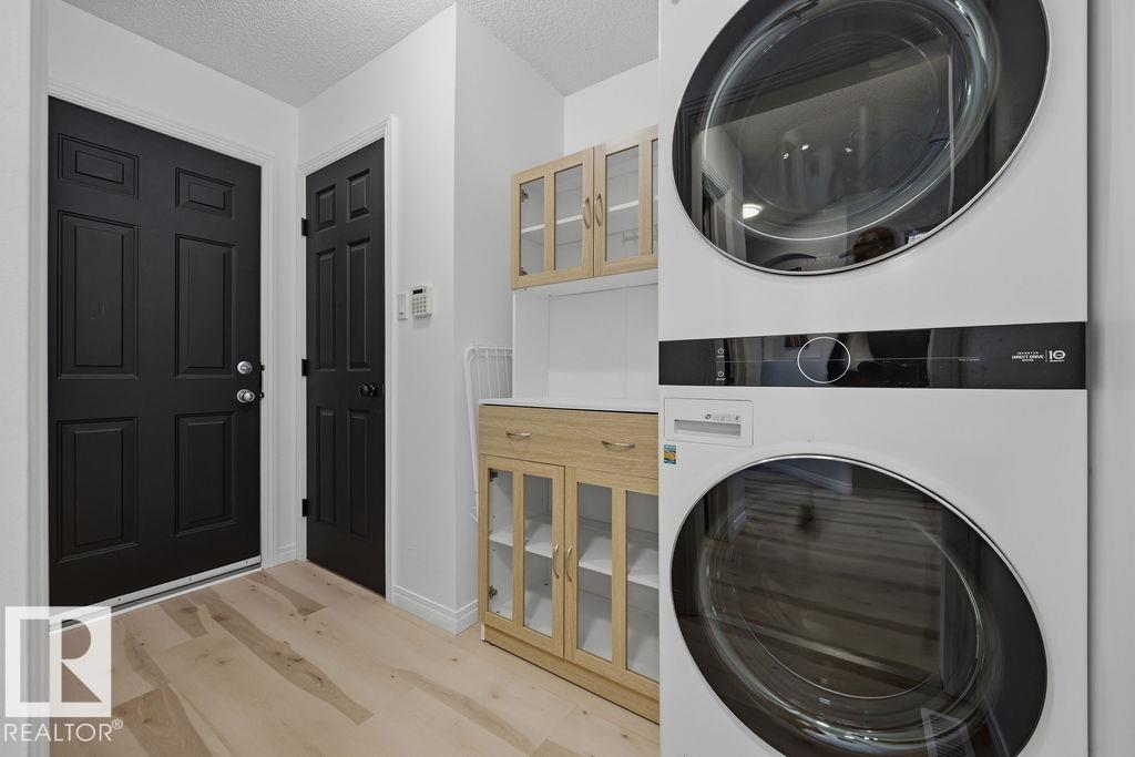 Photo 8 at 1892 Robertson Crescent SW, Rutherford, Edmonton