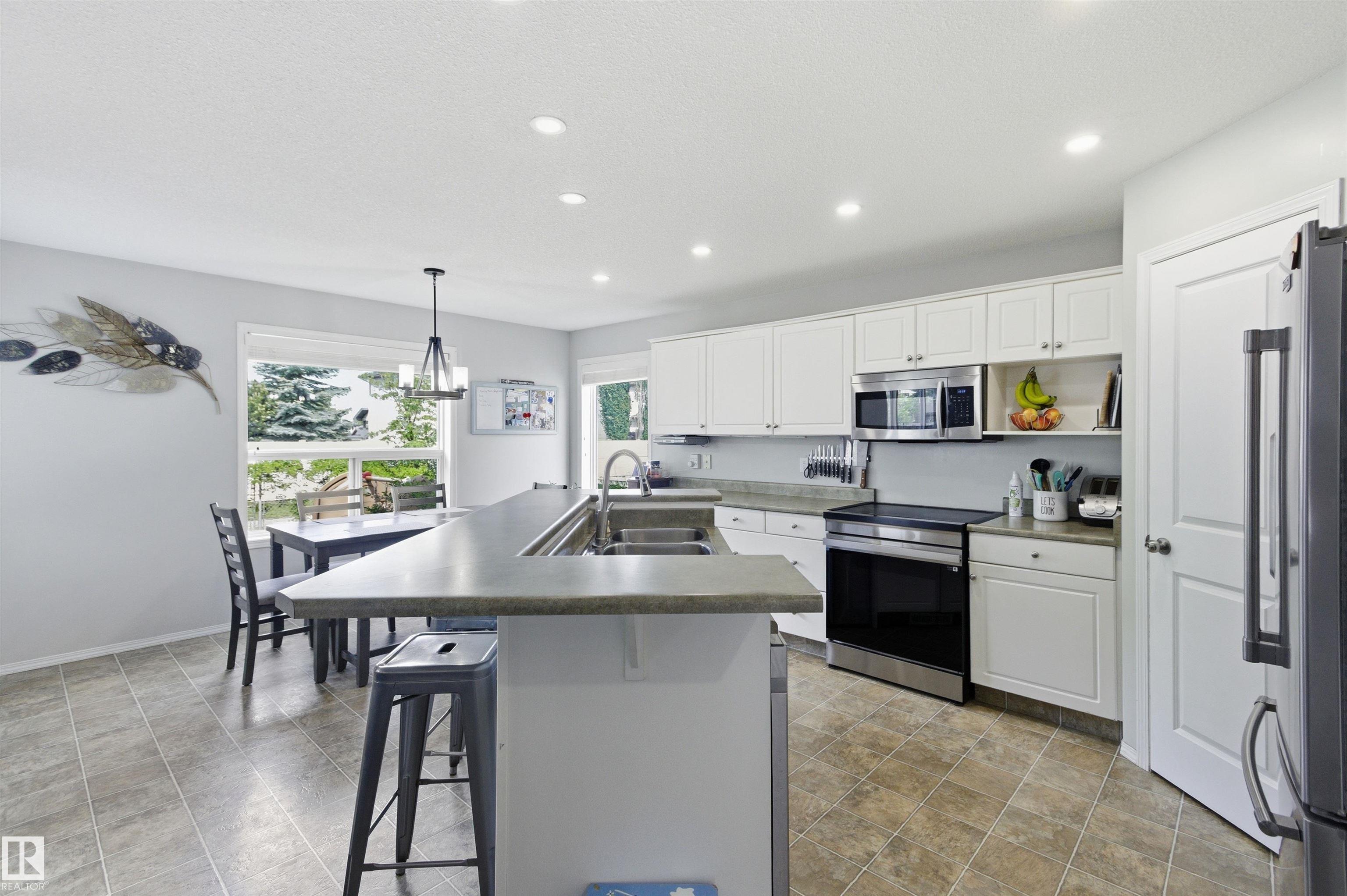 Photo 11 at 162 Sunflower Crescent, Clarkdale Meadows, Sherwood Park