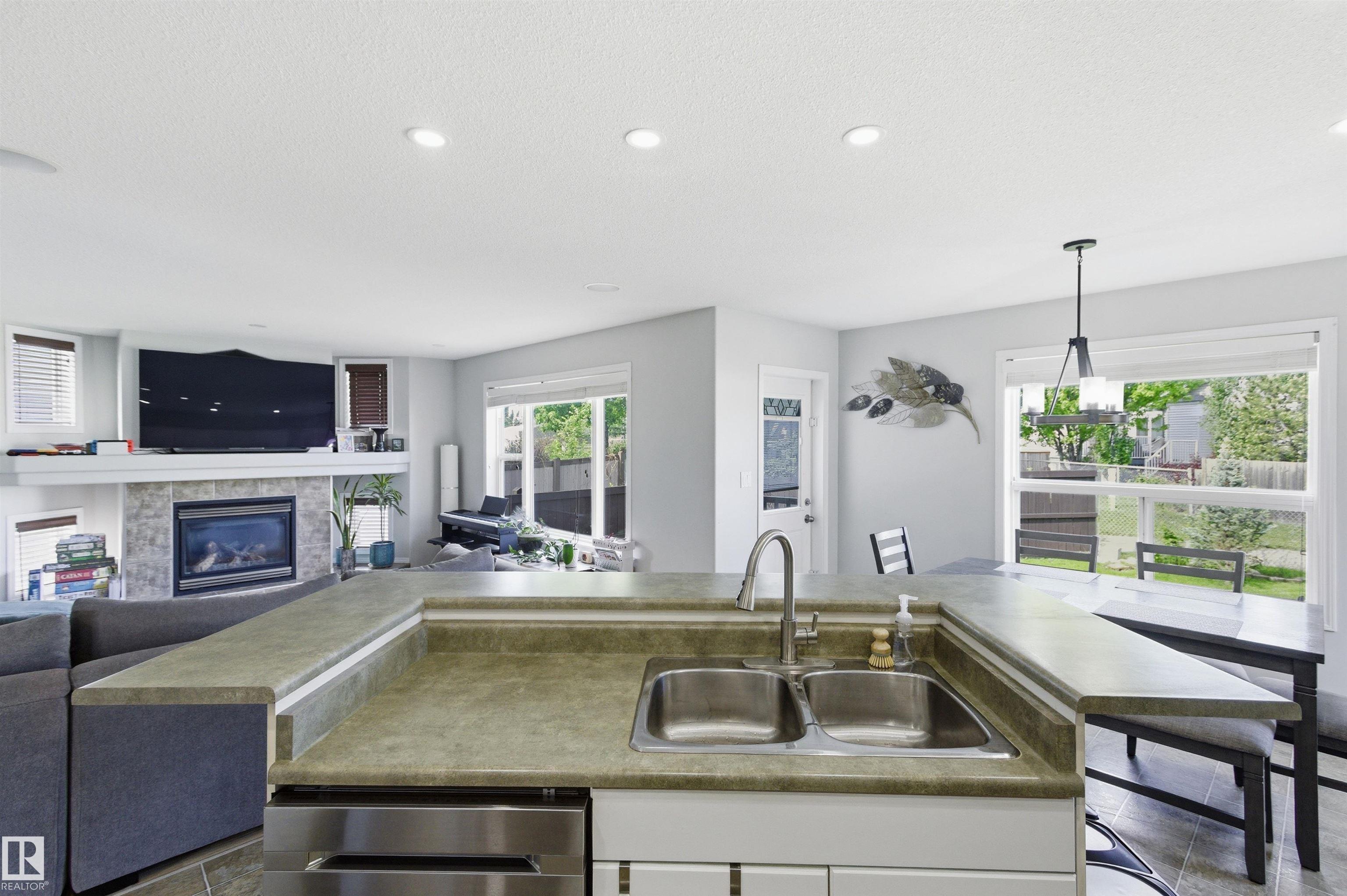 Photo 15 at 162 Sunflower Crescent, Clarkdale Meadows, Sherwood Park