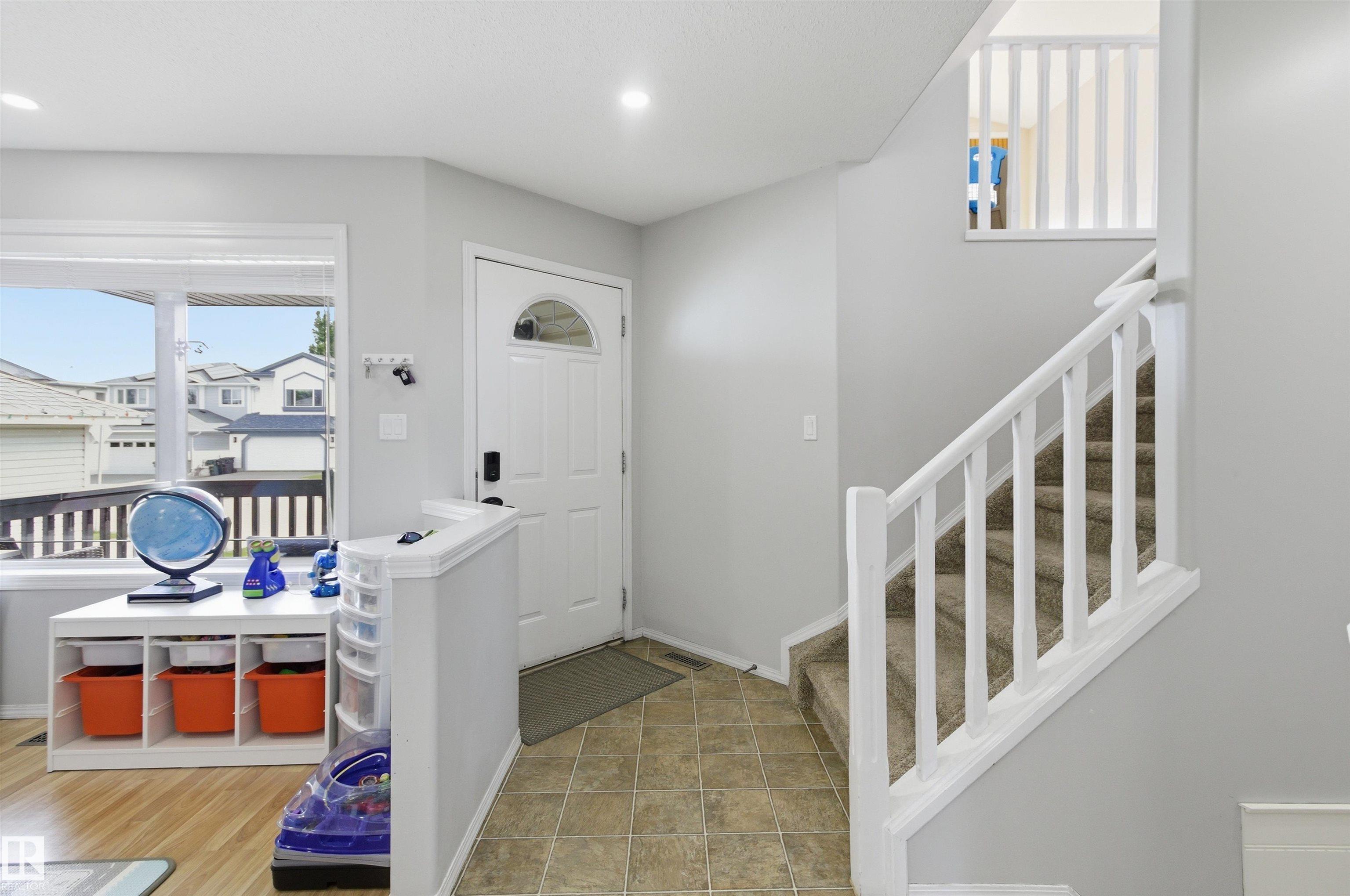 Photo 6 at 162 Sunflower Crescent, Clarkdale Meadows, Sherwood Park