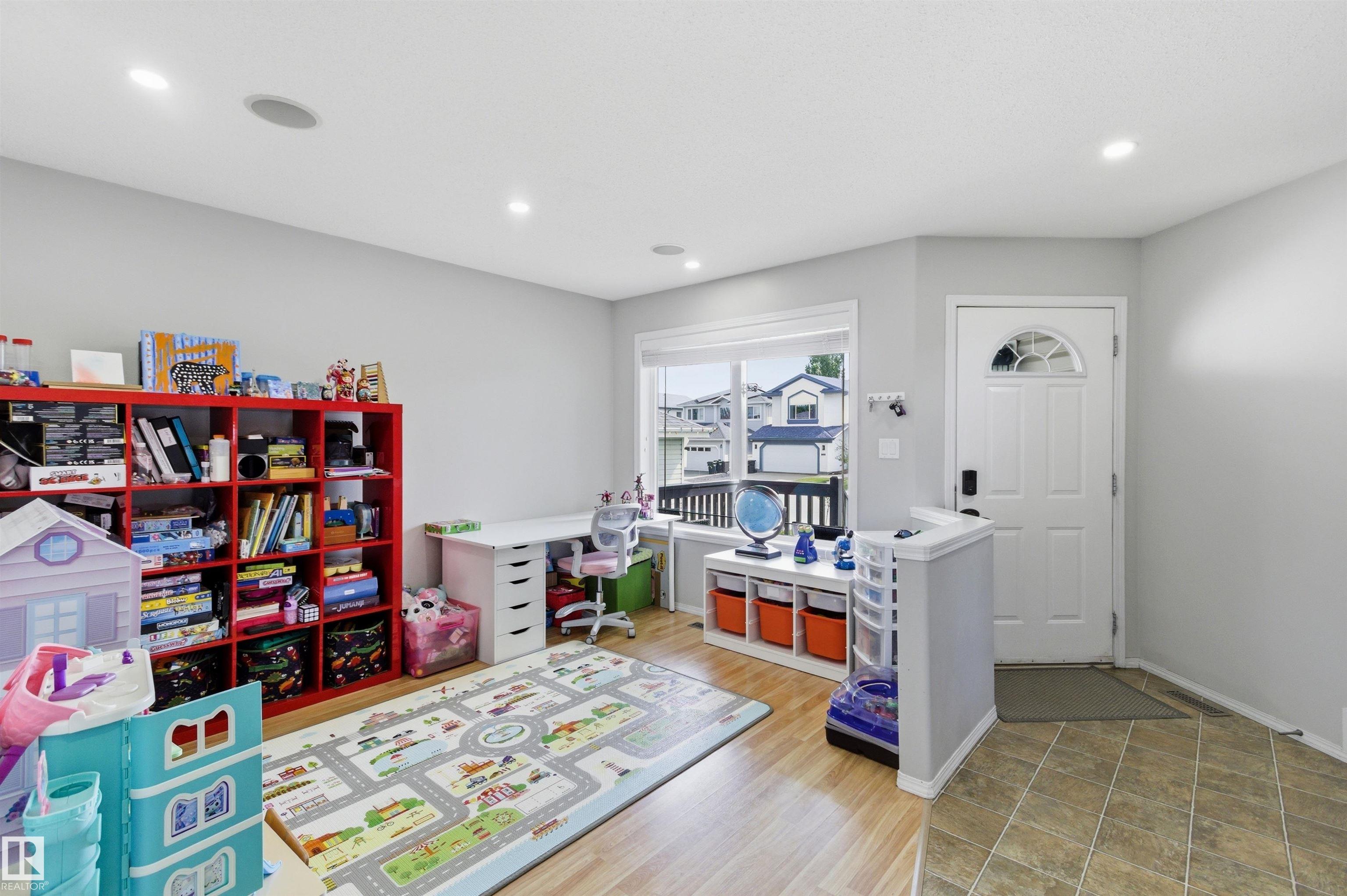 Photo 7 at 162 Sunflower Crescent, Clarkdale Meadows, Sherwood Park