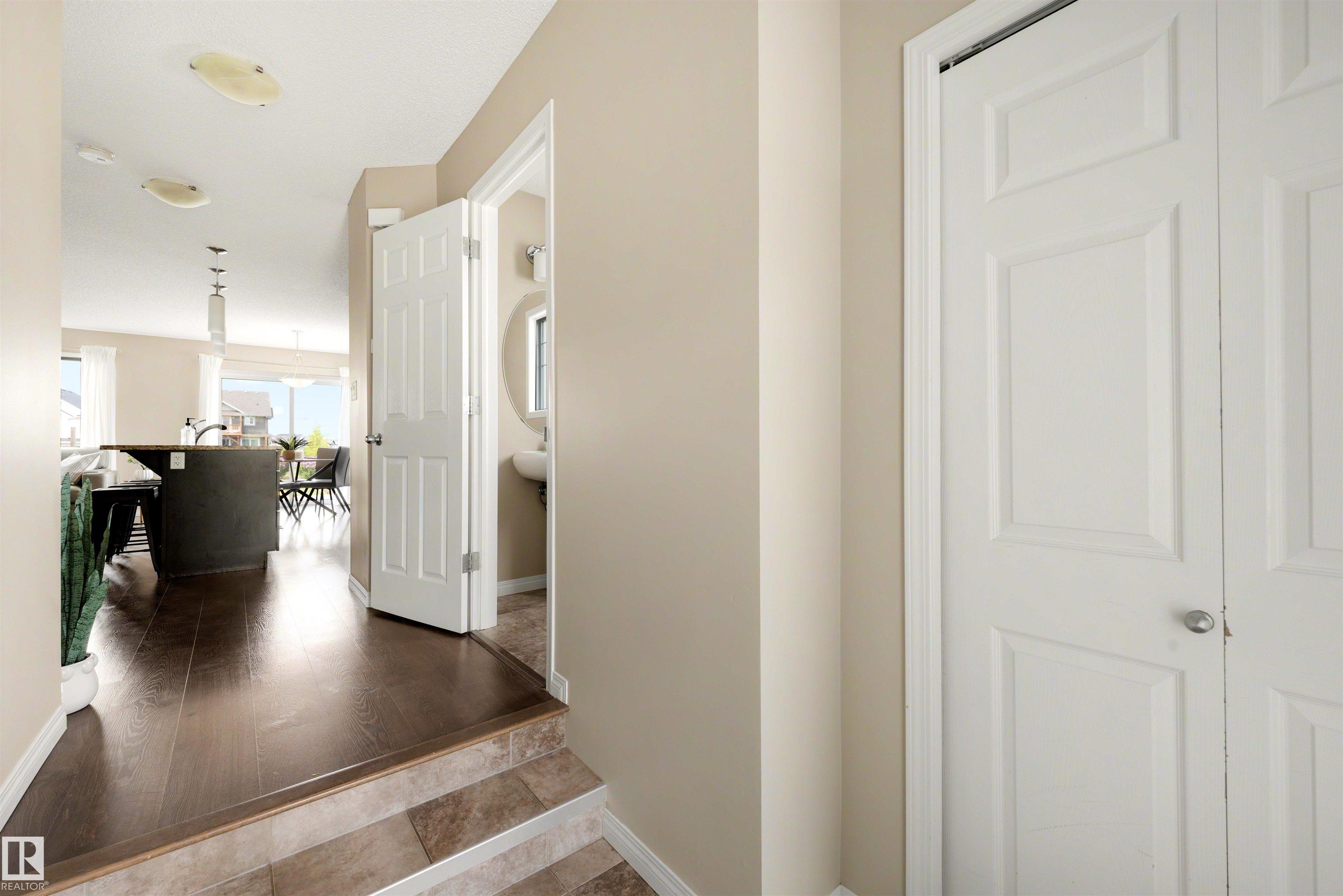 2097 Chalmers Way SW, Chappelle Area, Edmonton