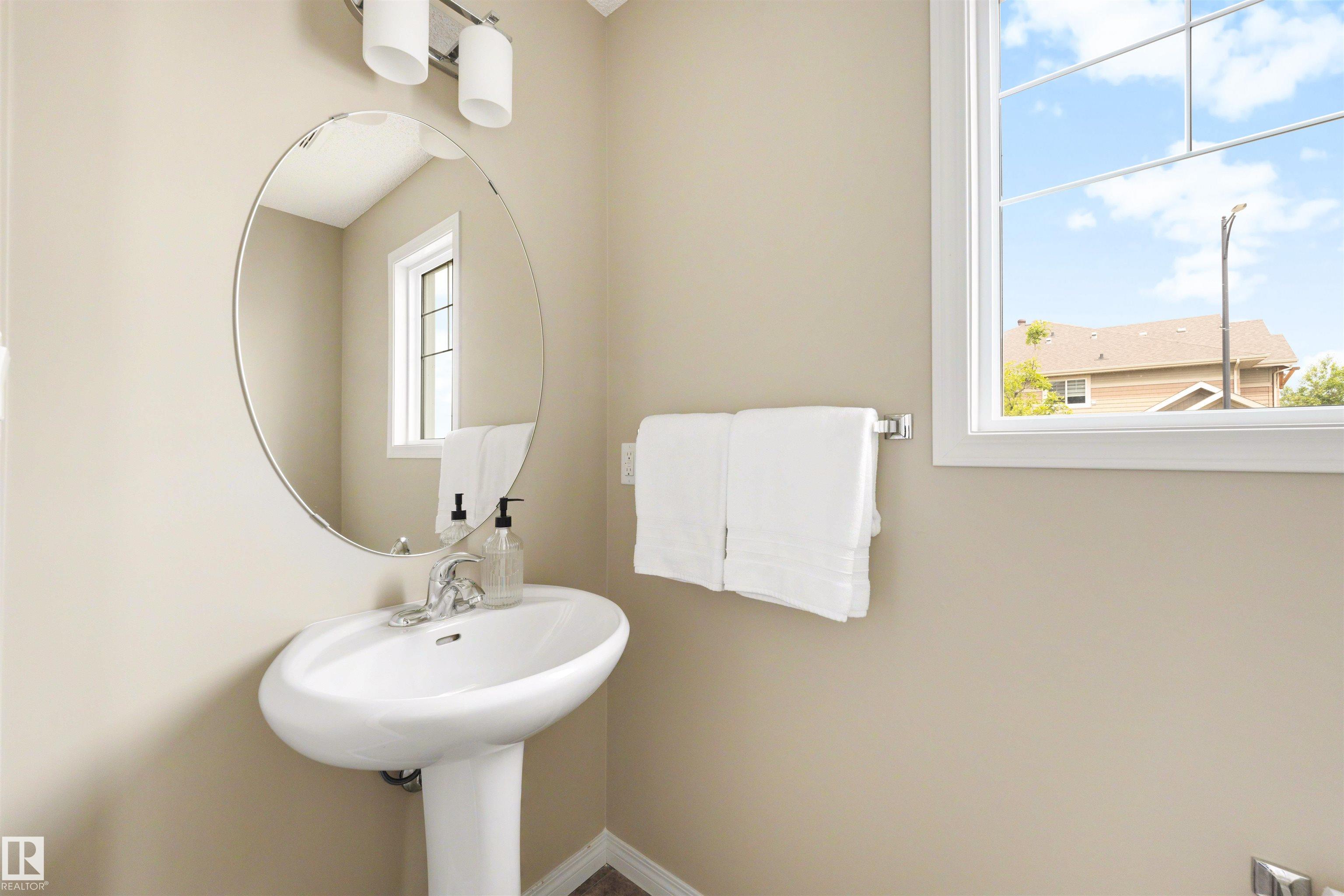 2097 Chalmers Way SW, Chappelle Area, Edmonton