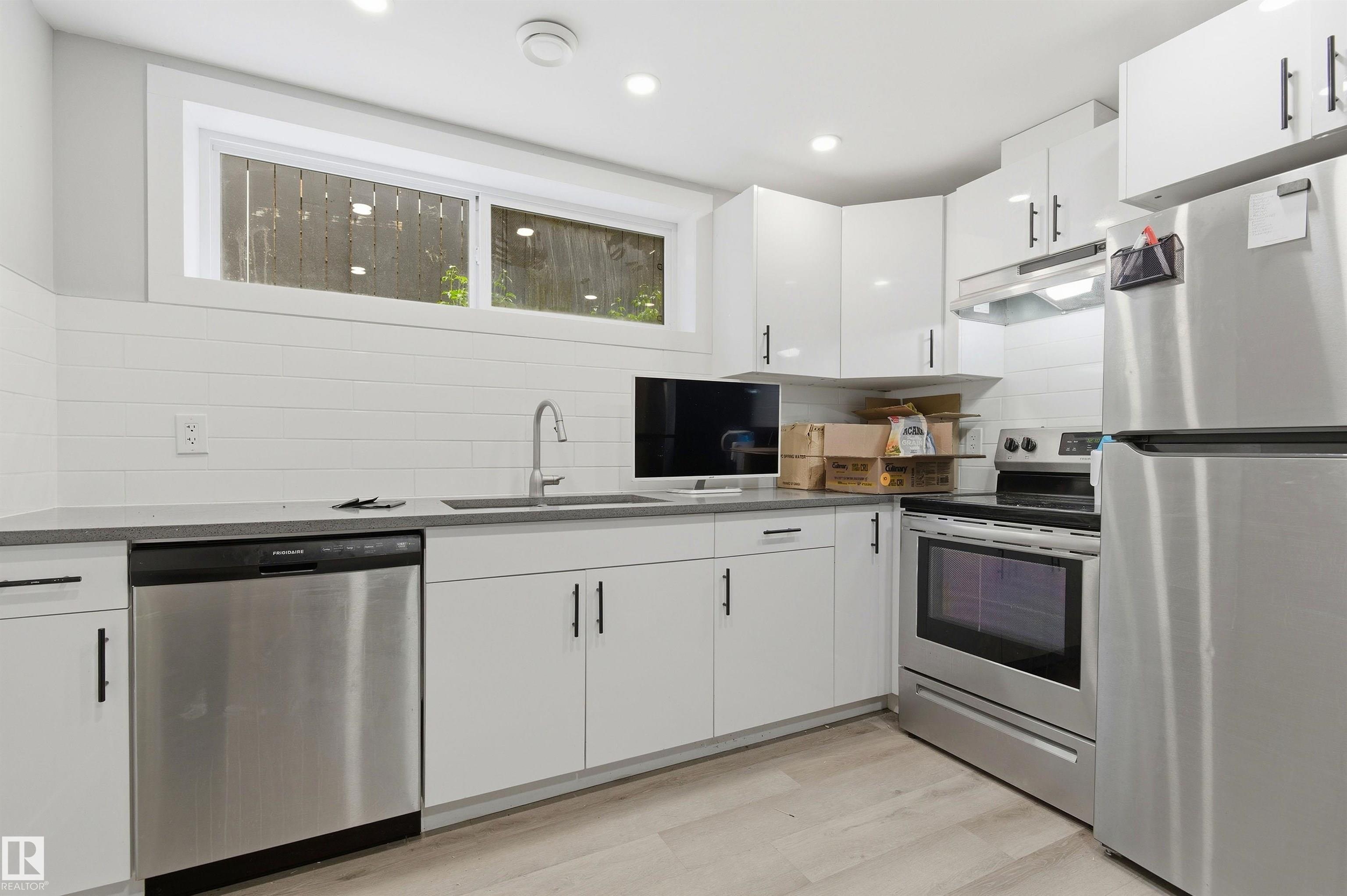 Photo 14 at 7412/7414 83 Avenue NW, Kenilworth, Edmonton