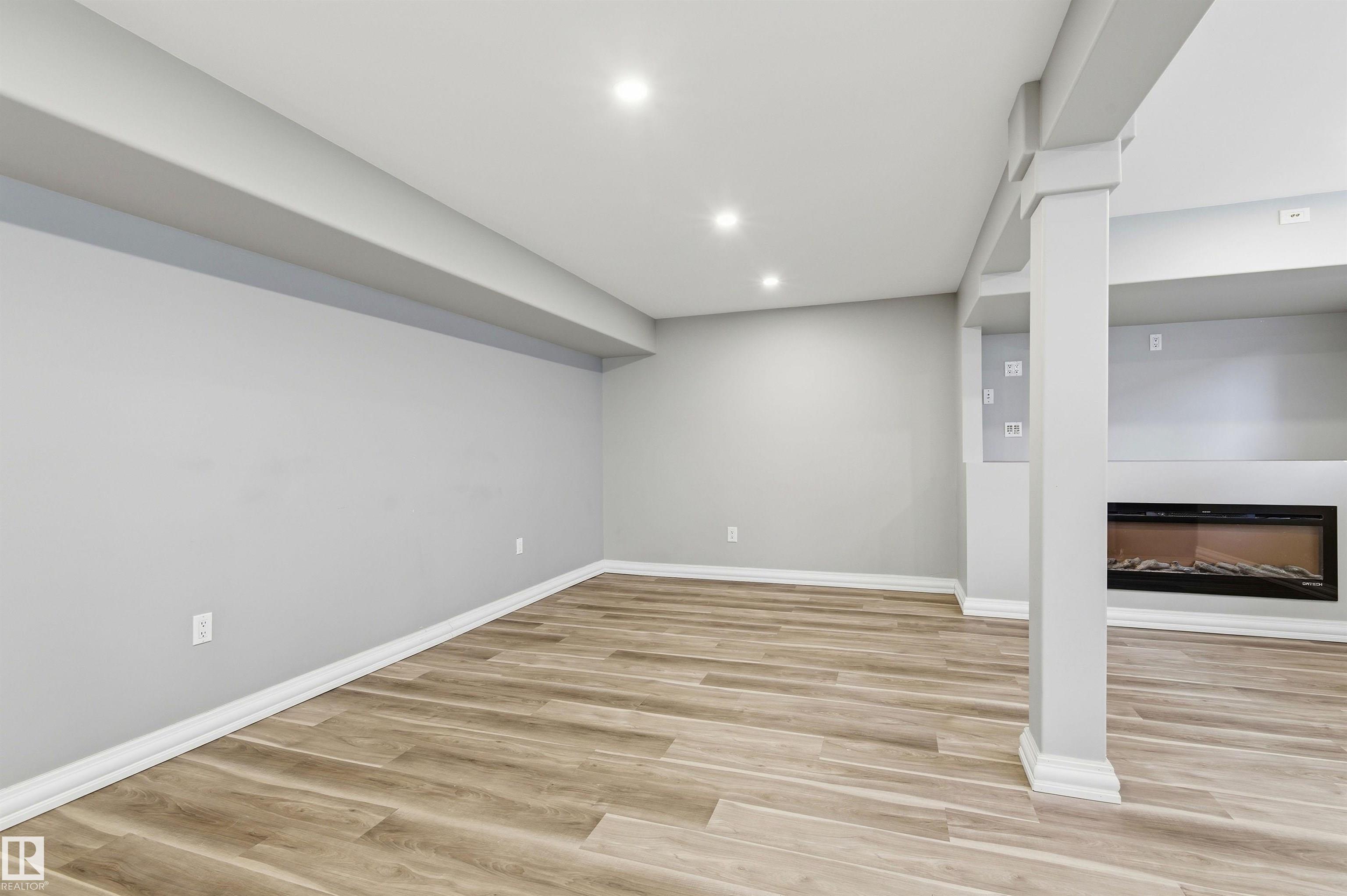 Photo 23 at 7412/7414 83 Avenue NW, Kenilworth, Edmonton