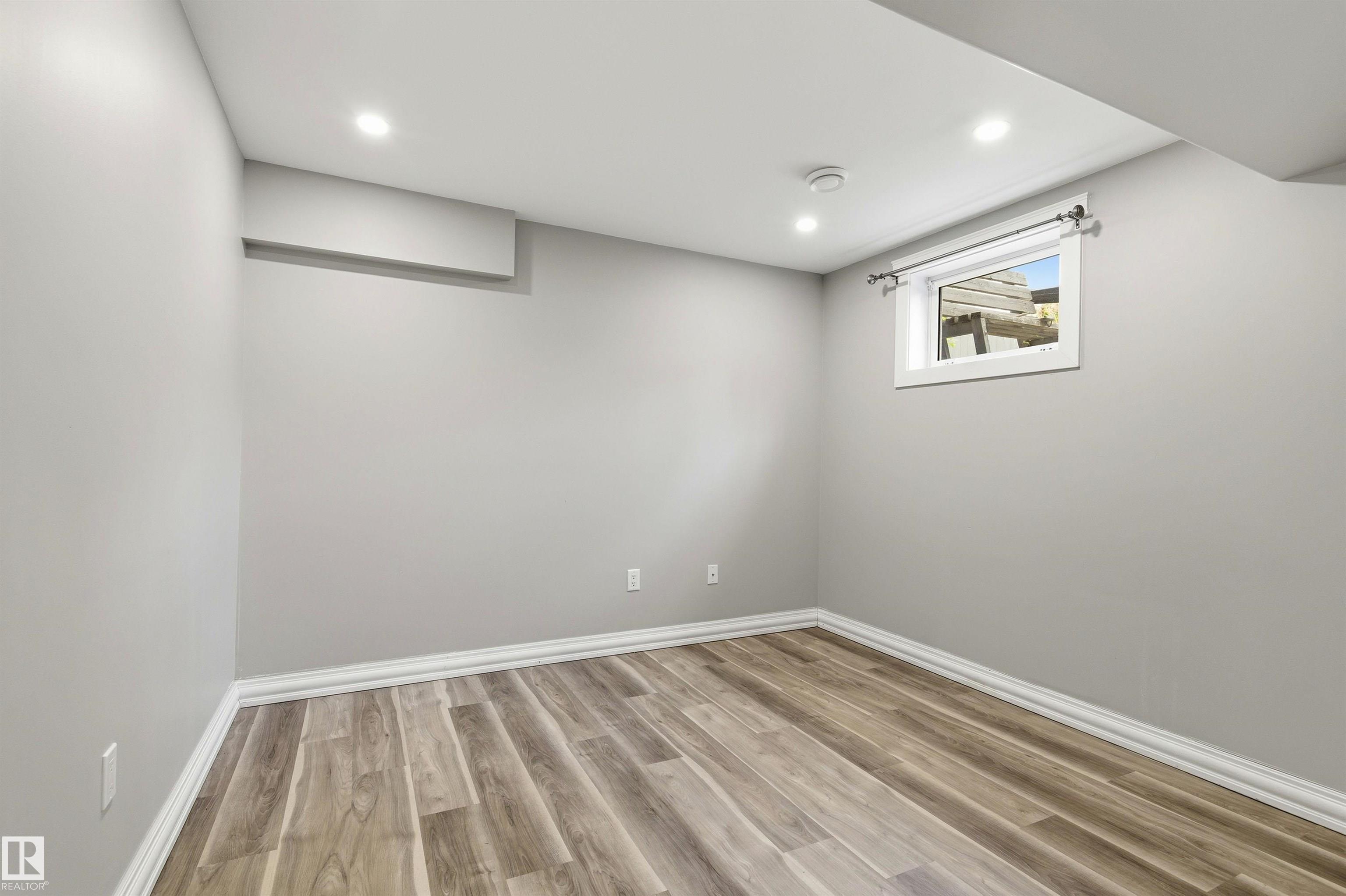 Photo 29 at 7412/7414 83 Avenue NW, Kenilworth, Edmonton
