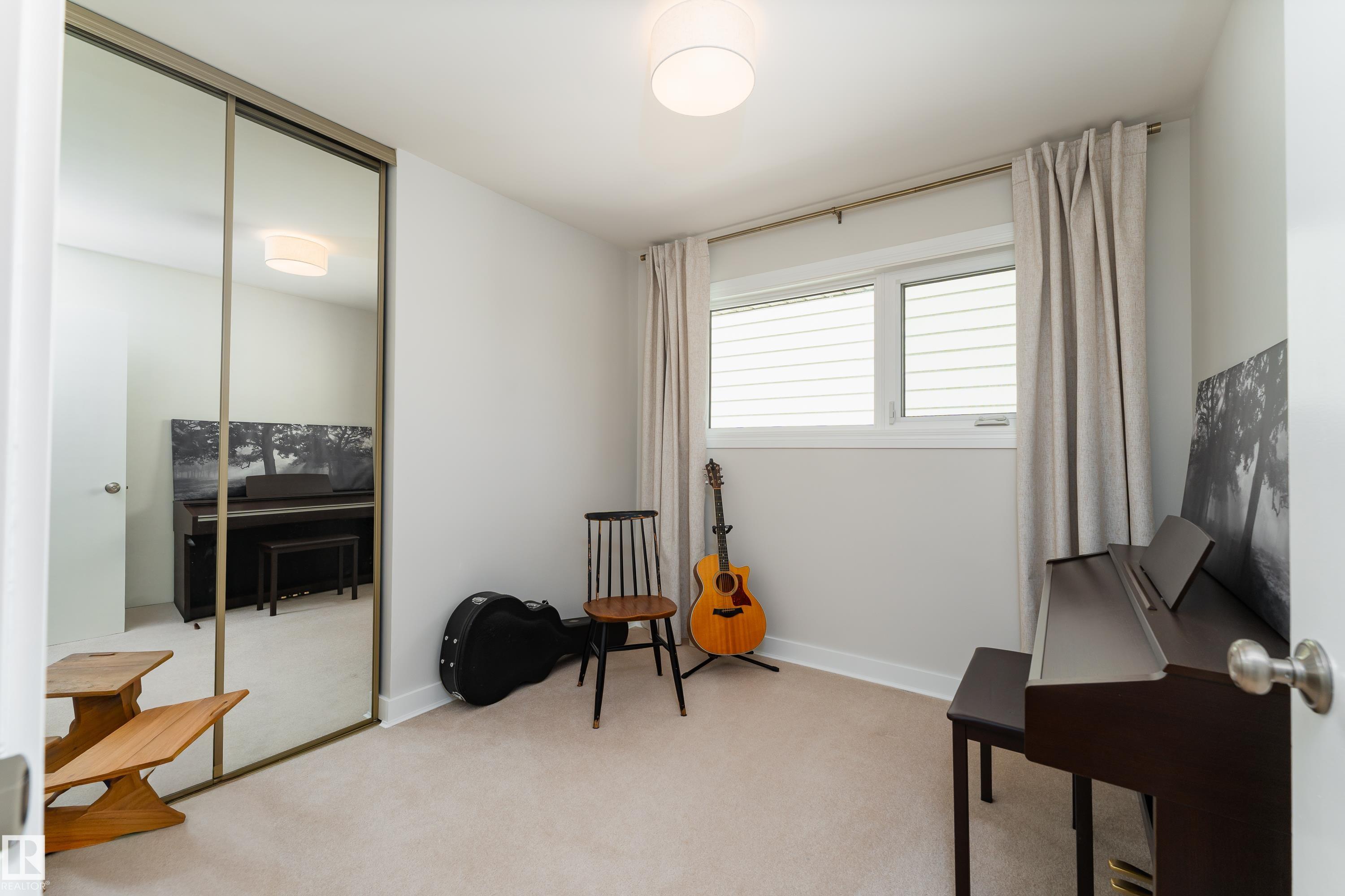 Photo 18 at 7223 95 Avenue NW, Ottewell, Edmonton