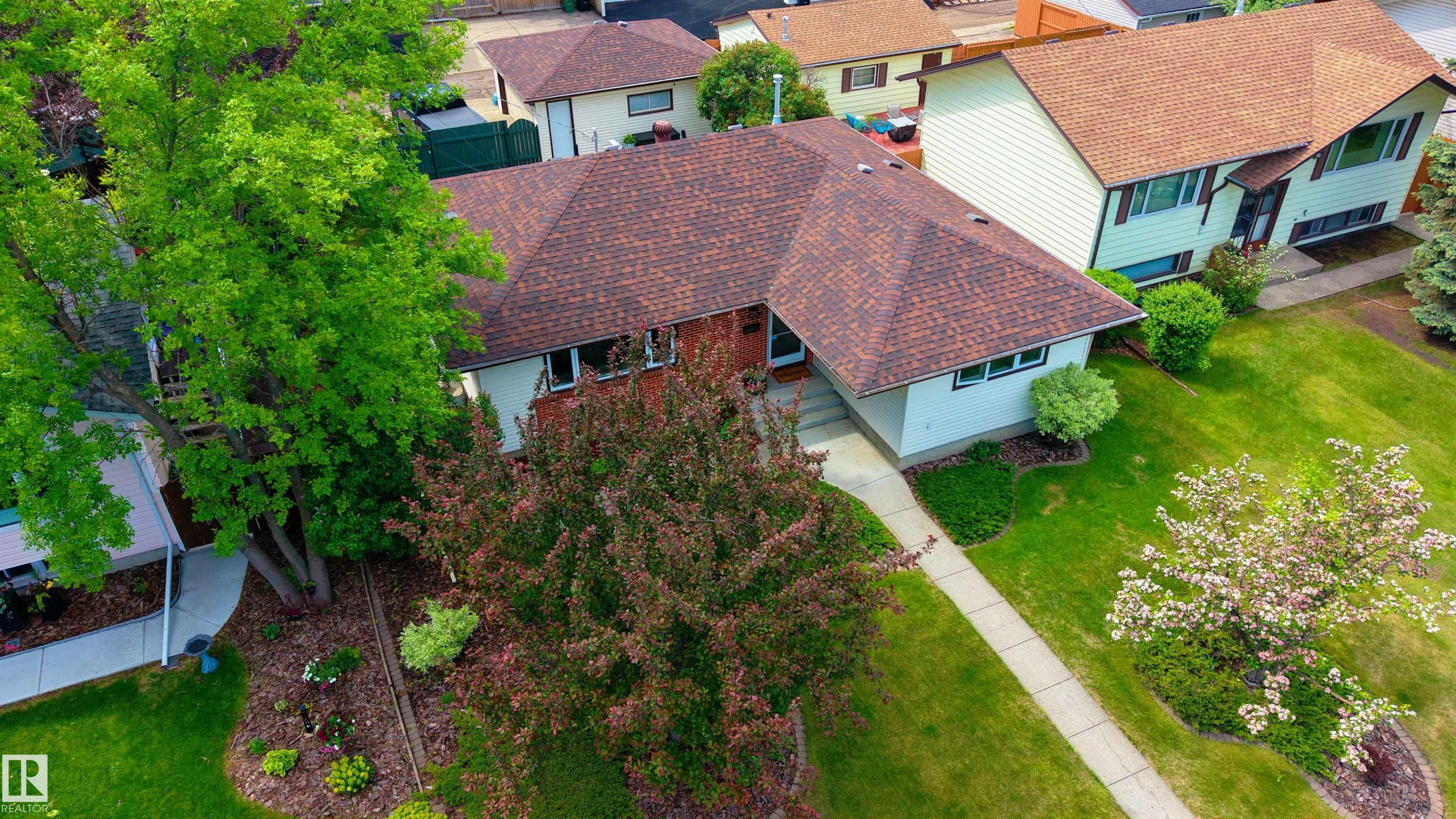 Photo 40 at 7223 95 Avenue NW, Ottewell, Edmonton