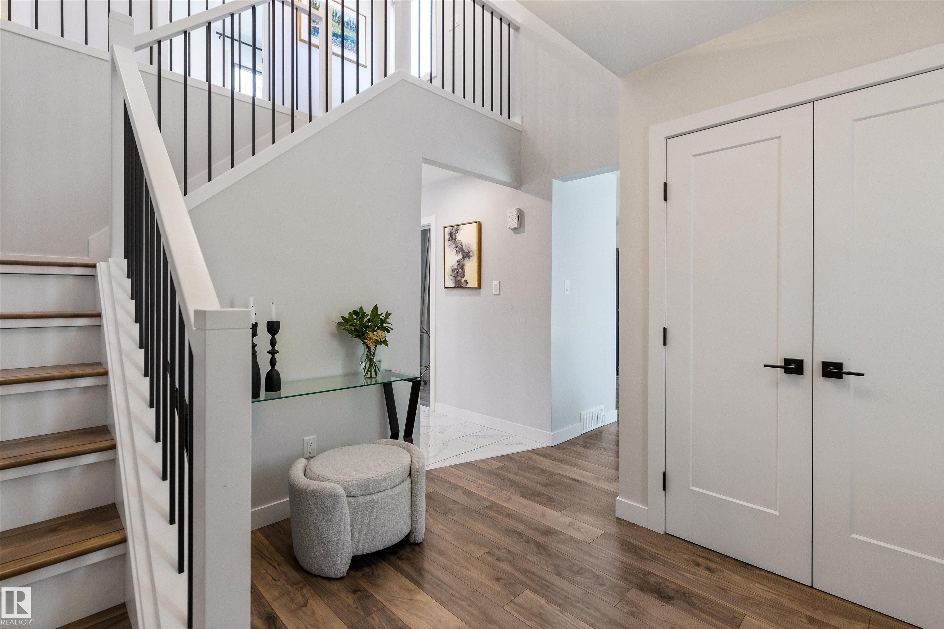 98 Langholm Drive, Lacombe Park, St. Albert