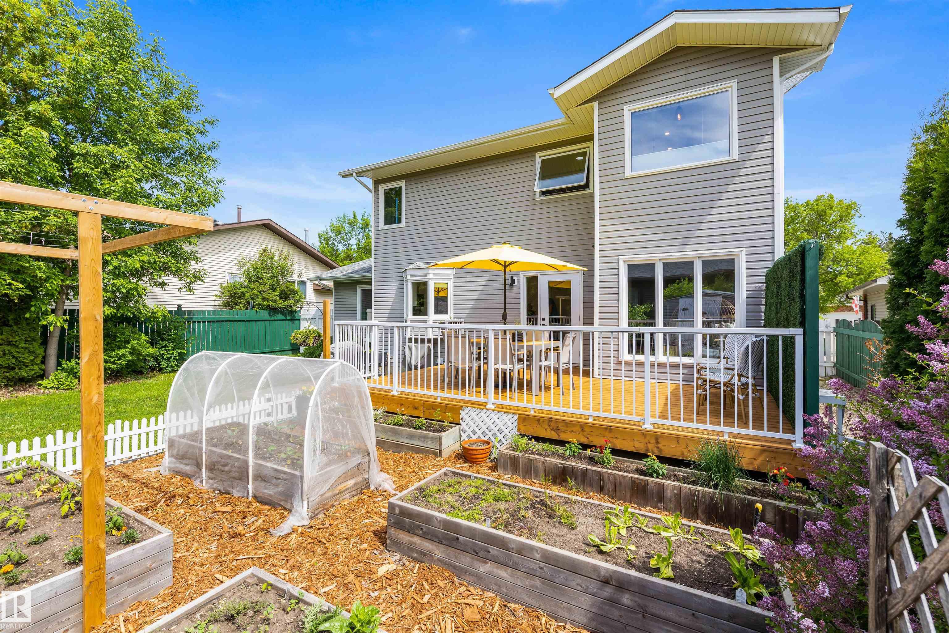 Photo 46 at 98 Langholm Drive, Lacombe Park, St. Albert