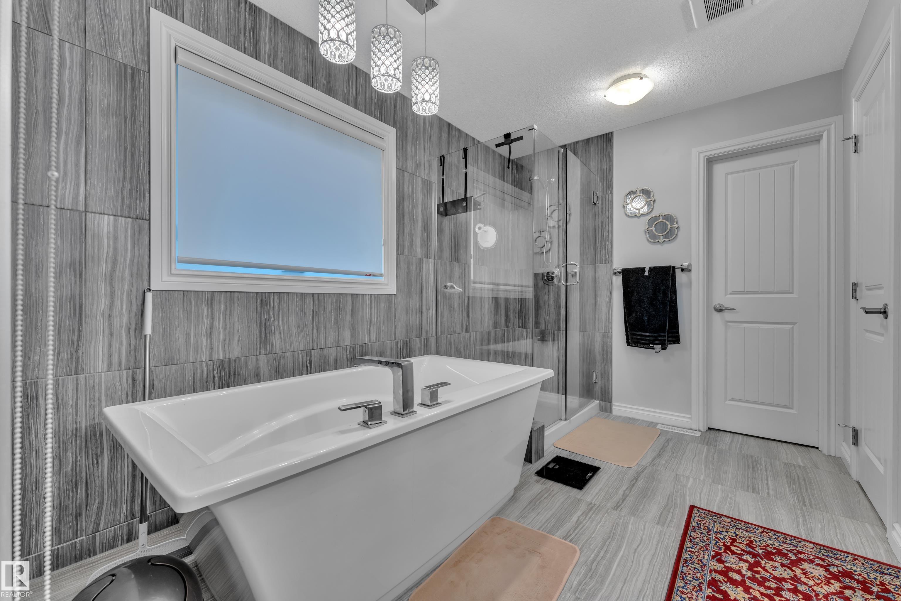 Photo 32 at 2718 Kirkland Way SW, Keswick, Edmonton
