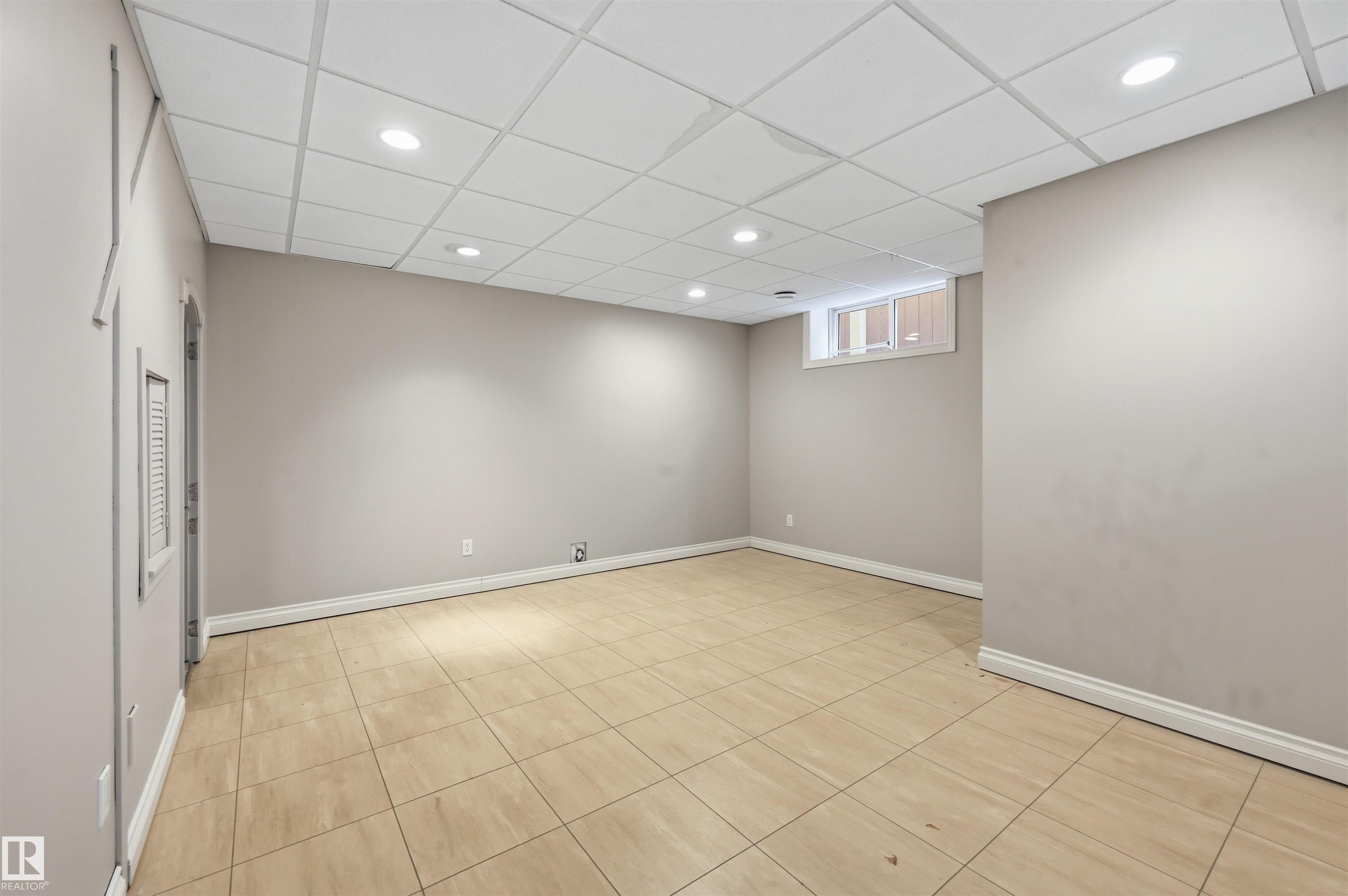 Photo 55 at 976 Hollingsworth Bend NW, Hodgson, Edmonton
