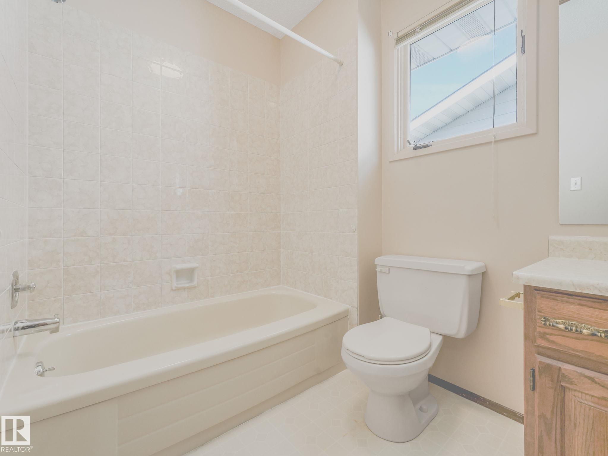 Photo 47 at 18514 86a Avenue NW, Aldergrove, Edmonton