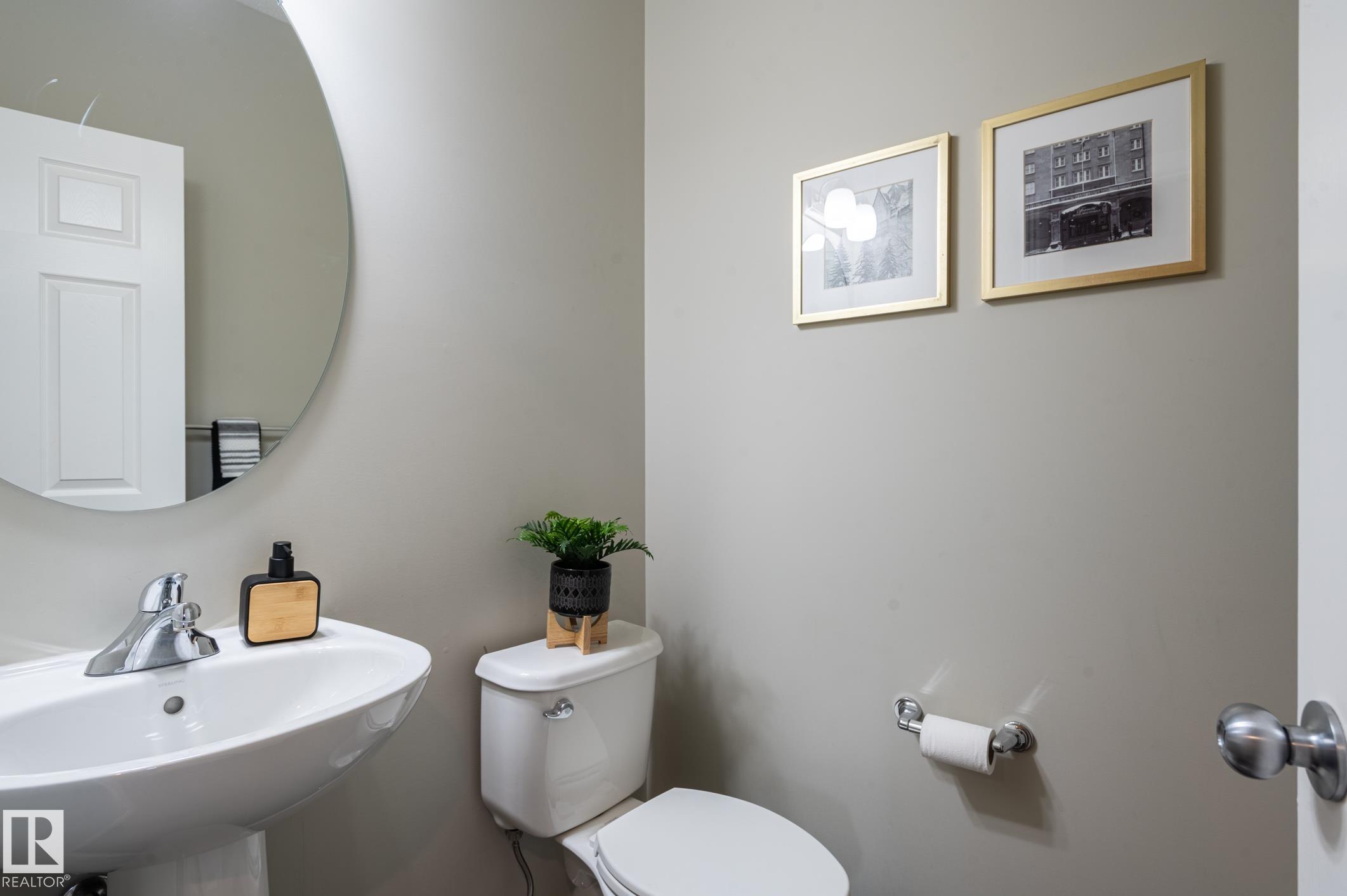 Photo 7 at 379 Reynalds Court, Robinson, Leduc