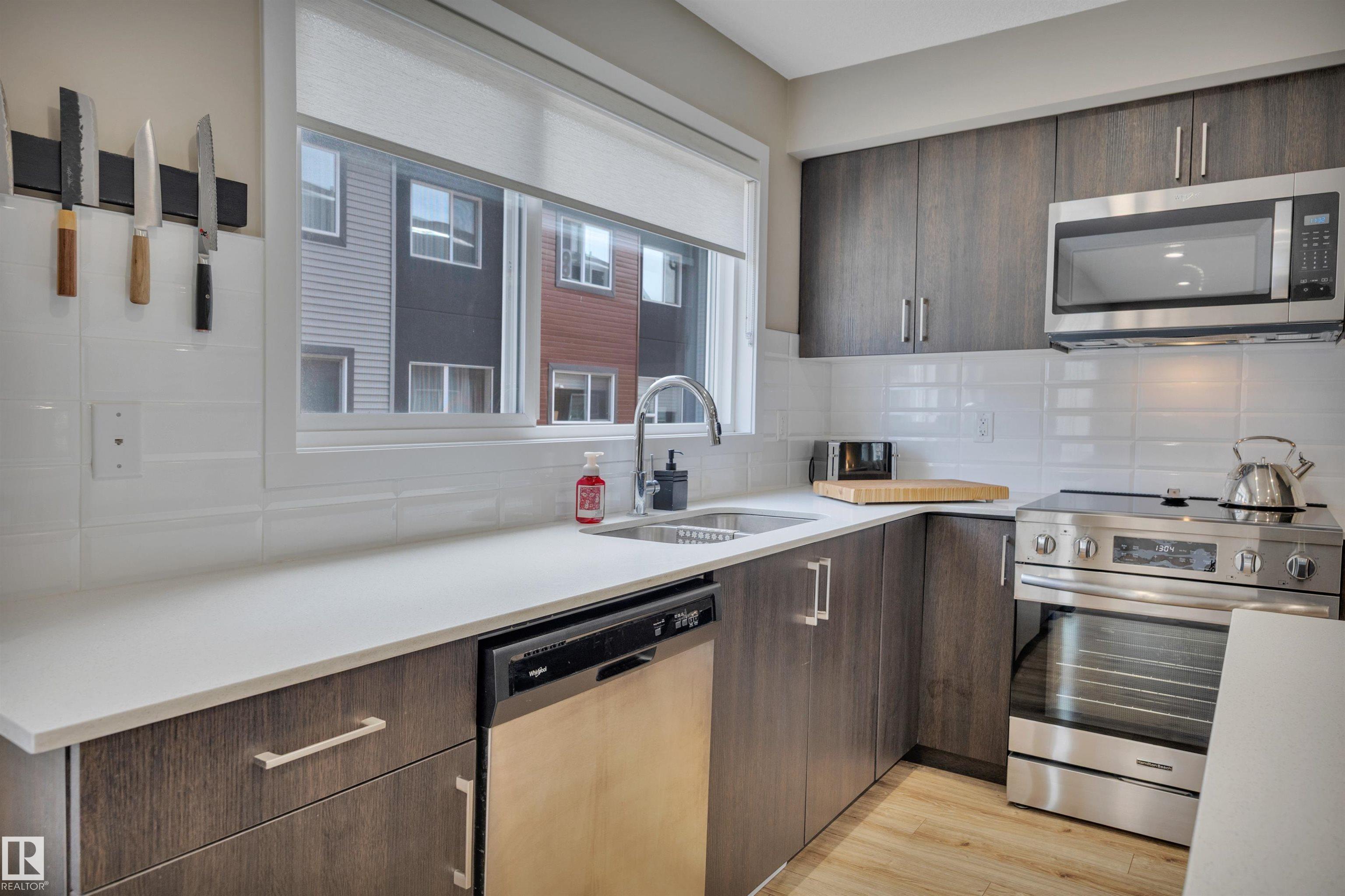 Photo 12 at 46 - 1075 Rosenthal Boulevard NW, Rosenthal, Edmonton