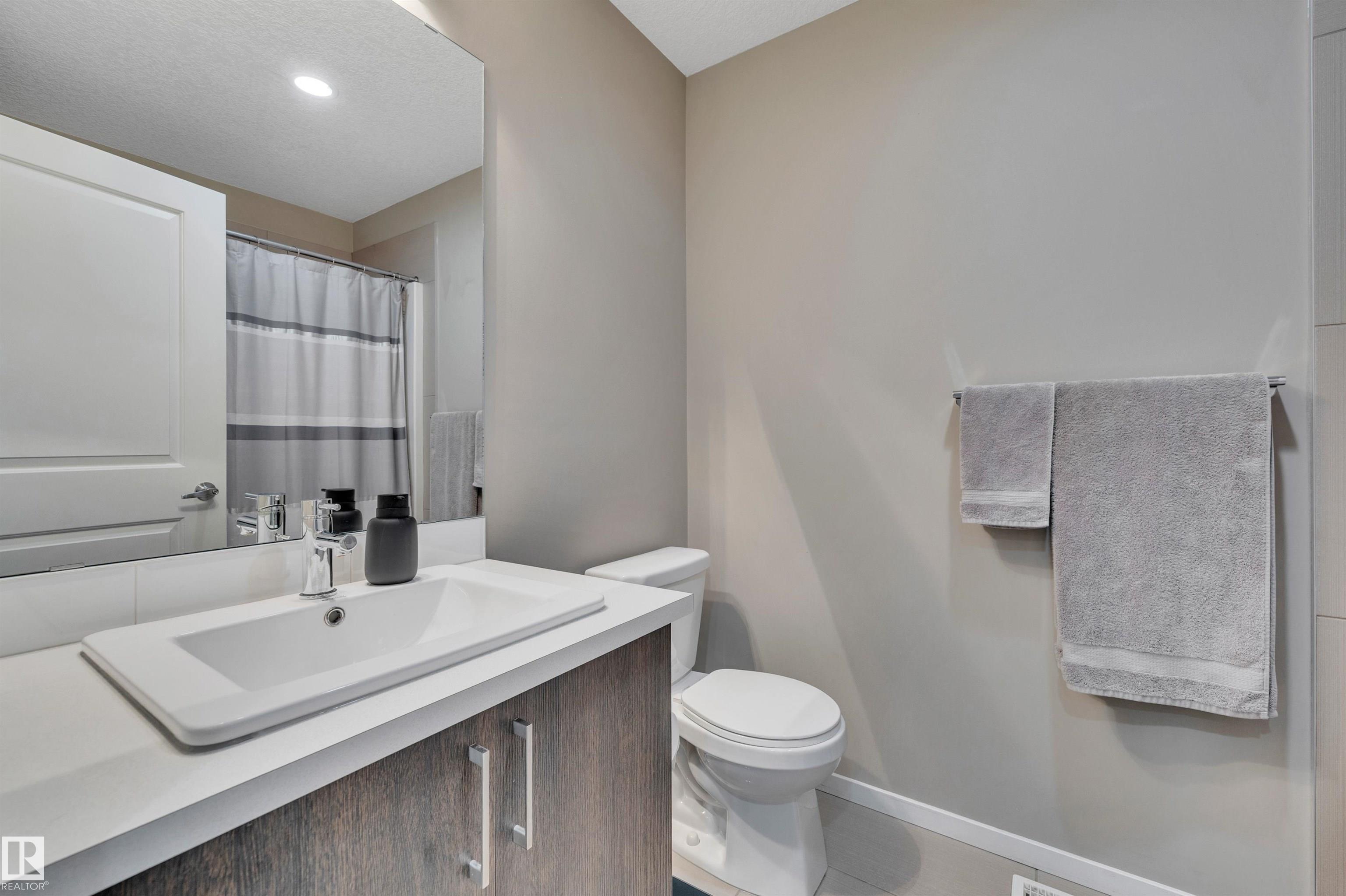 Photo 37 at 46 - 1075 Rosenthal Boulevard NW, Rosenthal, Edmonton
