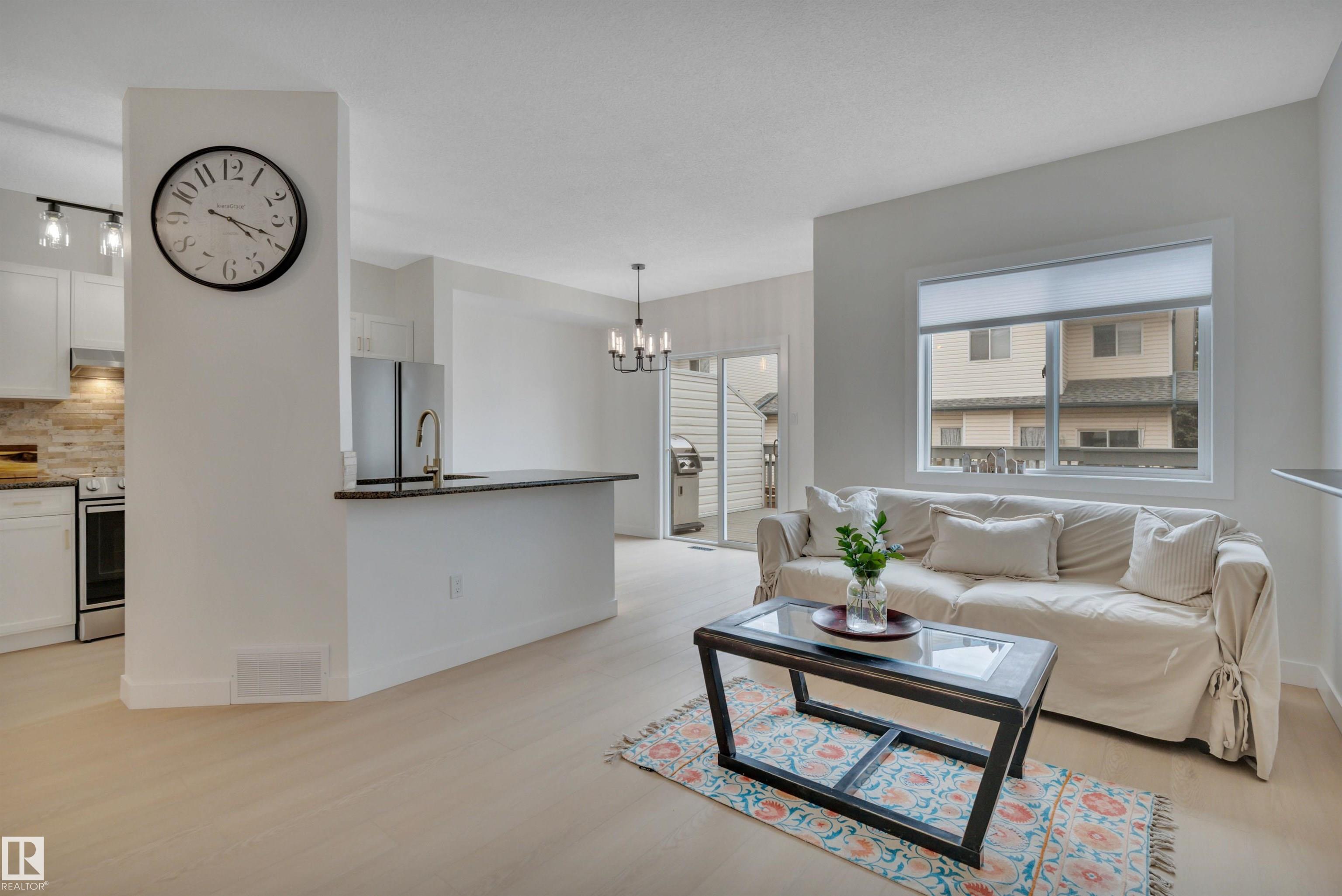 Photo 11 at 9 - 843 Youville Drive NW, Tawa, Edmonton